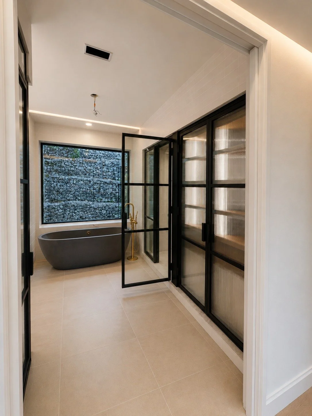 Where modern design meets functionality.
Custom steel shower systems built to elevate the entire home.

#AustinHomes #AustinTexas #AustinBuilders #AustinLuxuryHomes #DallasHomes #DallasBuilders #HoustonHomes #HoustonTexas #SanAntonioHomes #TexasHomes