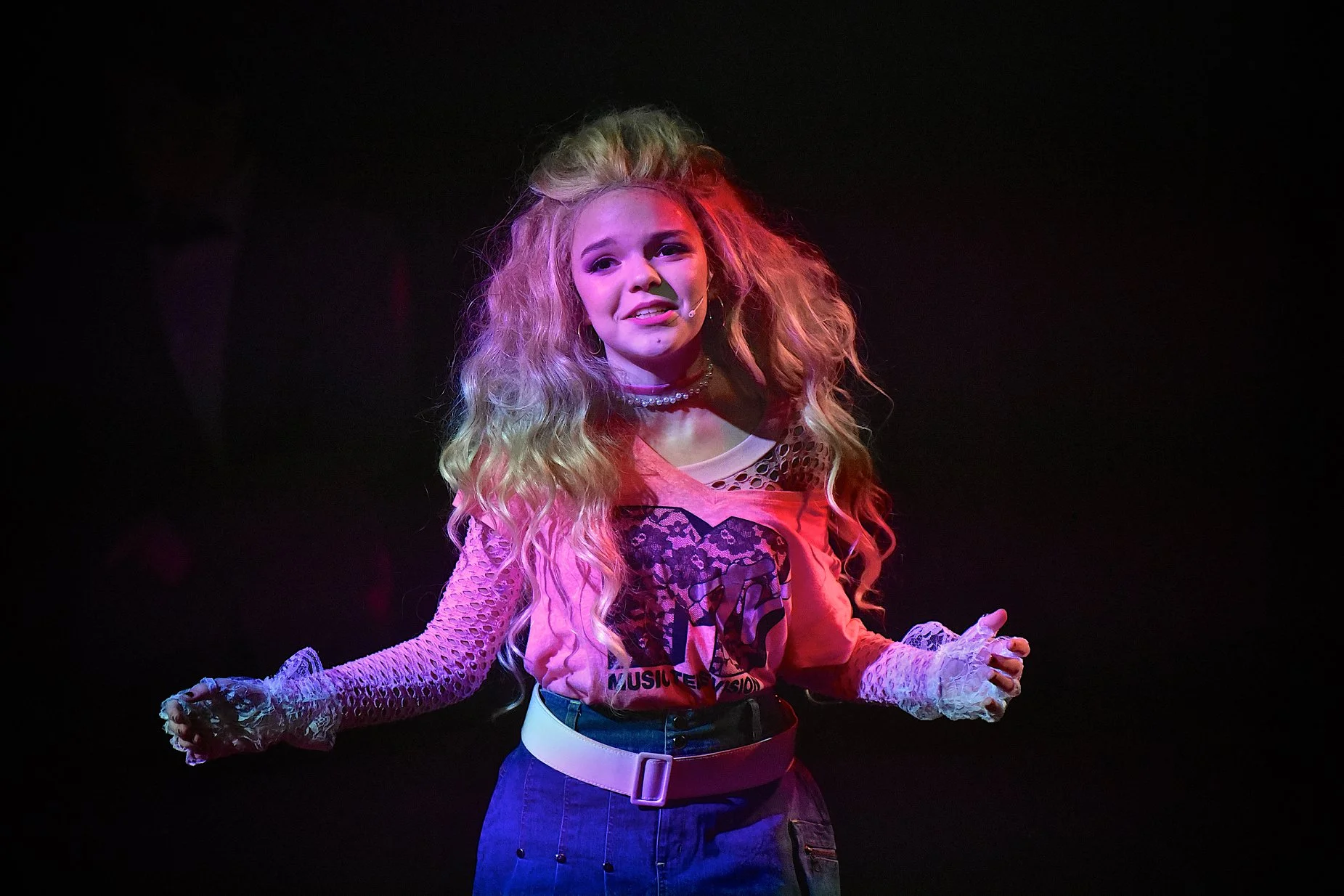 Onstage5.jpg