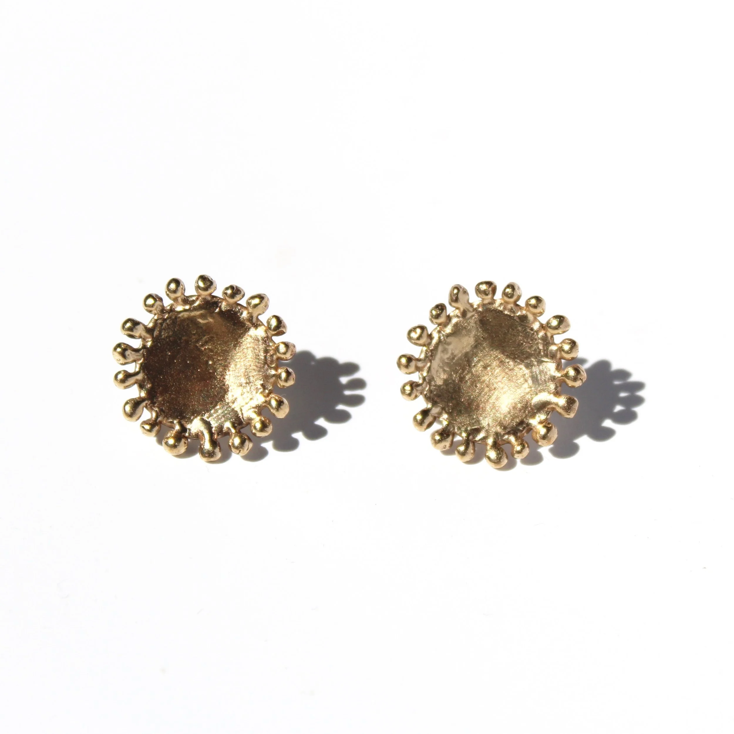 soleil earrings in brass