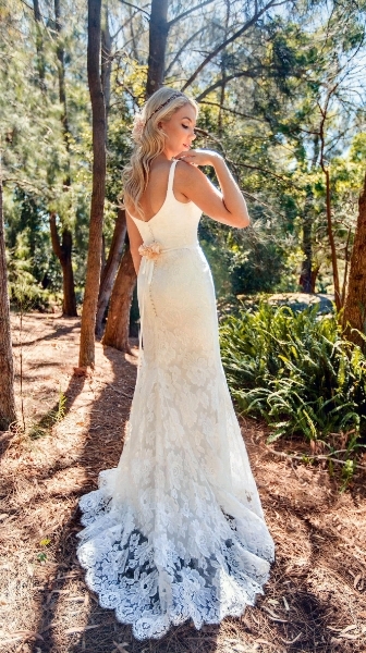 Summer 2 design by Tanya Anic_ Bridal_ photography by Lilelements_2.jpg