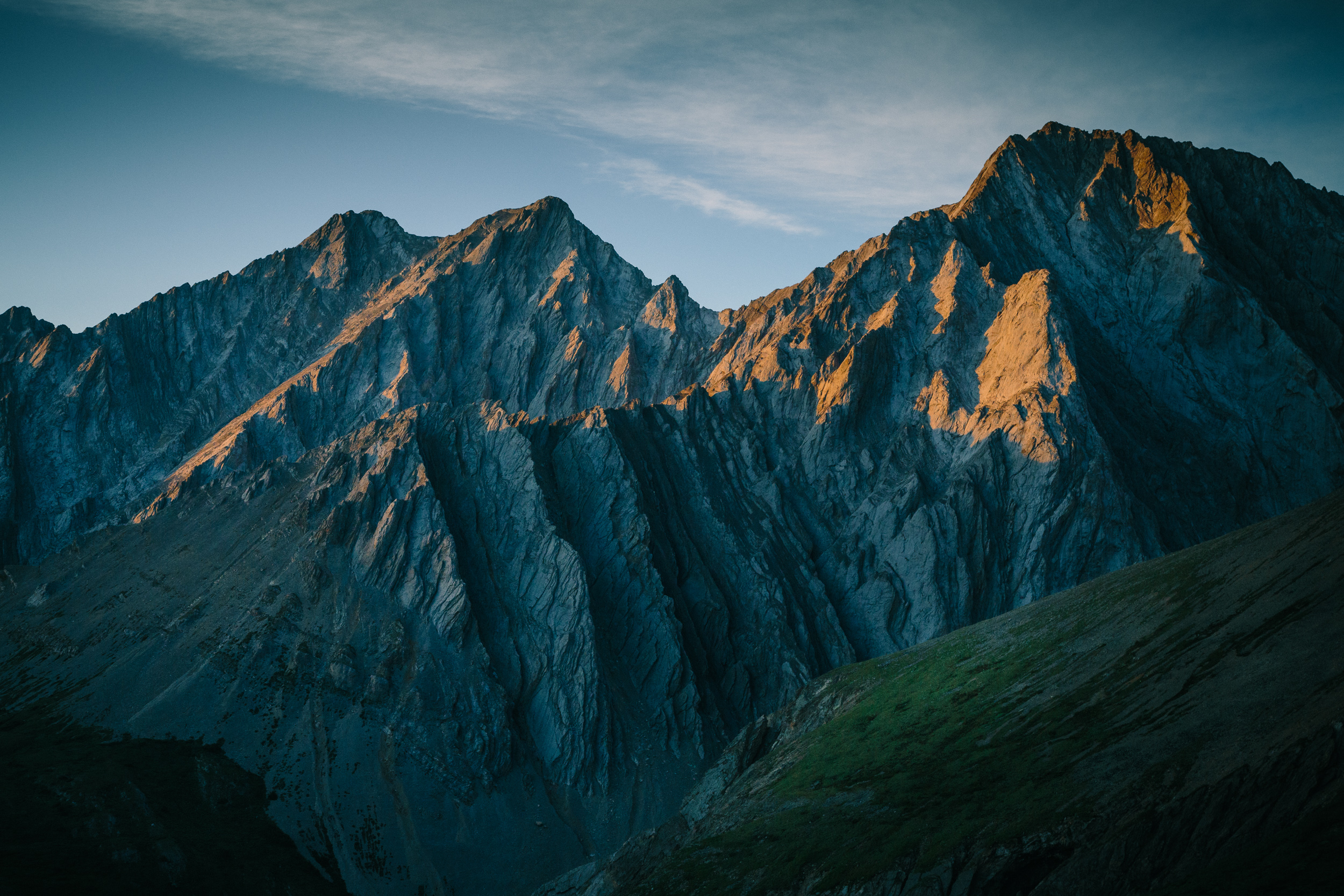 steve_seeley_grizzly_peak_alpenglow.jpg