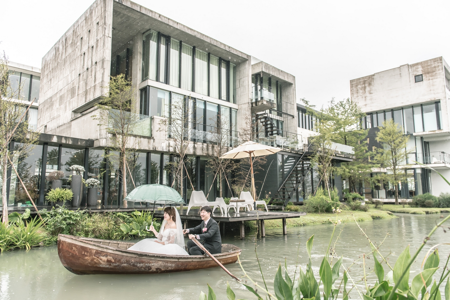 婚禮攝影: Derek & Leslie @ 宜蘭時光之丘 Neverland 獨立森林古堡餐廳 平面婚攝: Allan Yang + Randy Fu + Eden Jia 宴客地點: Neverland 獨立森林古堡餐廳 Wedding Photographer: LINCHPIN M. Location: Neverland, Ilan, Taiwan Groom& Bride: Derek & Leslie