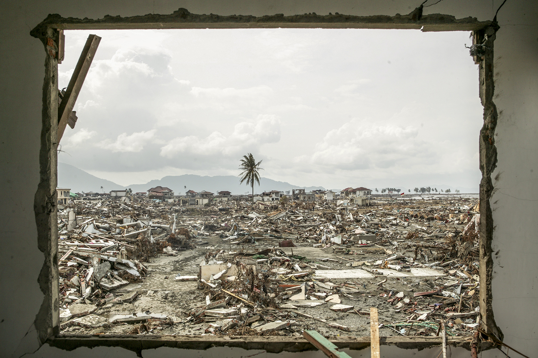  A devastated&nbsp;neighborhood of Banda Aceh. 