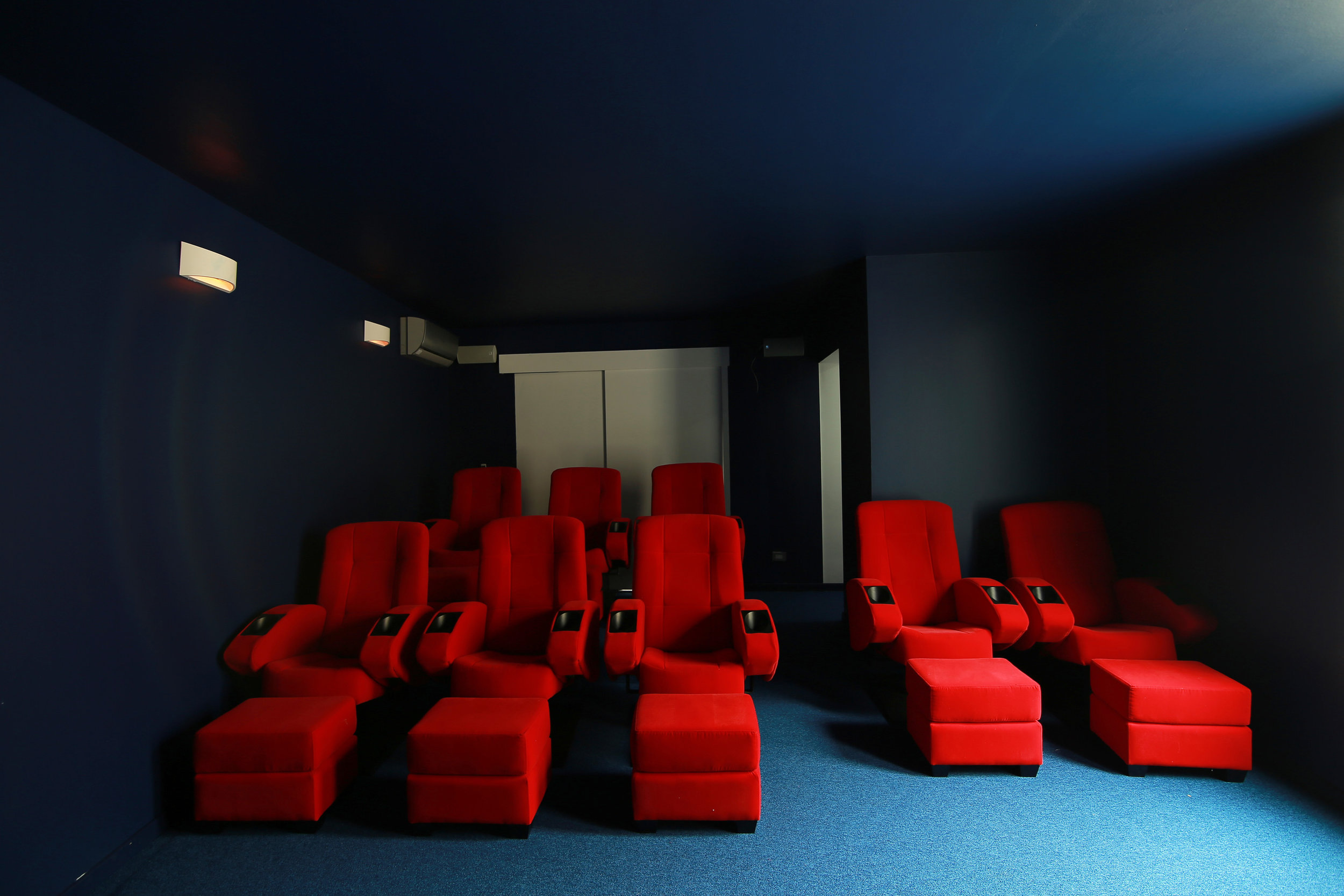 The Reef Home Cinema (2).jpg