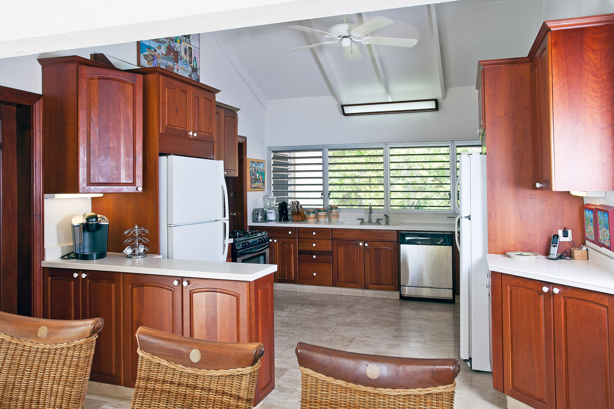 Baie Longue Beach House Kitchen.jpg