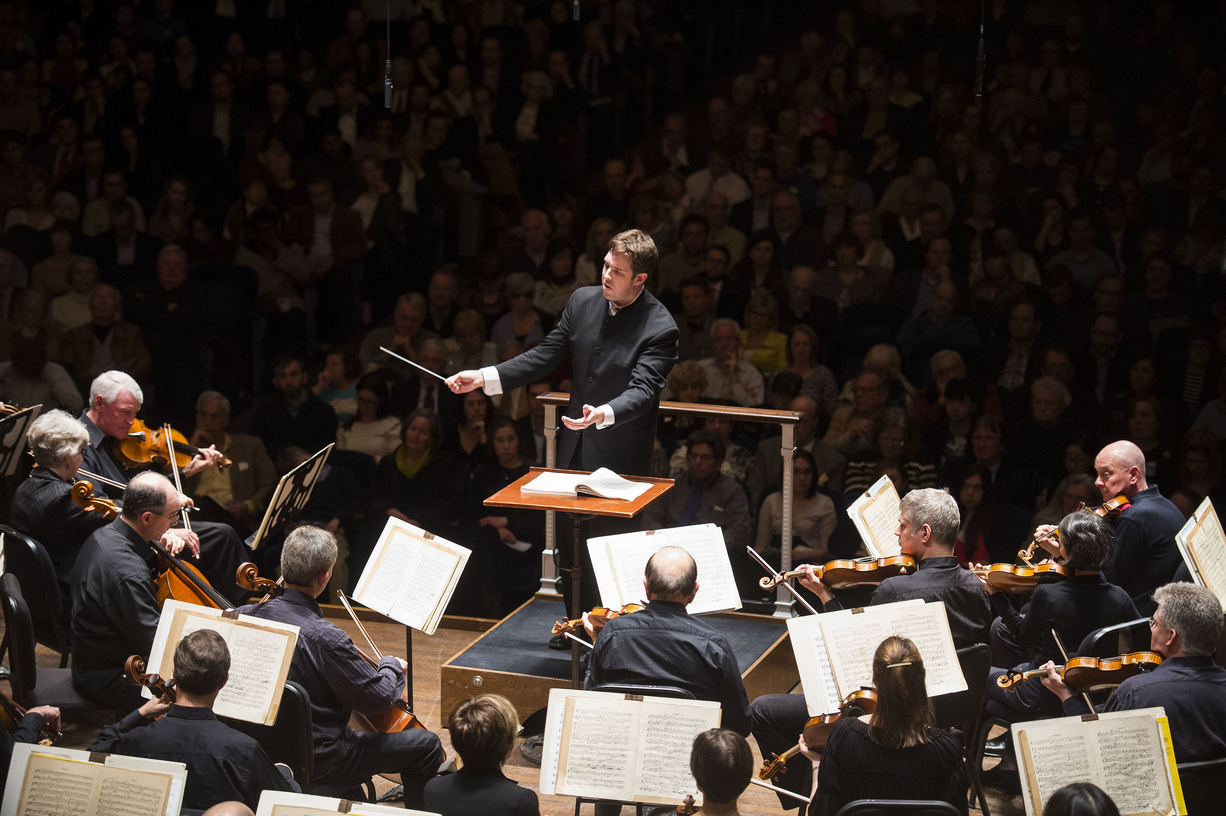 Review: Cleveland Orchestra bids adieu to season with enchanting ‘An American in Paris’