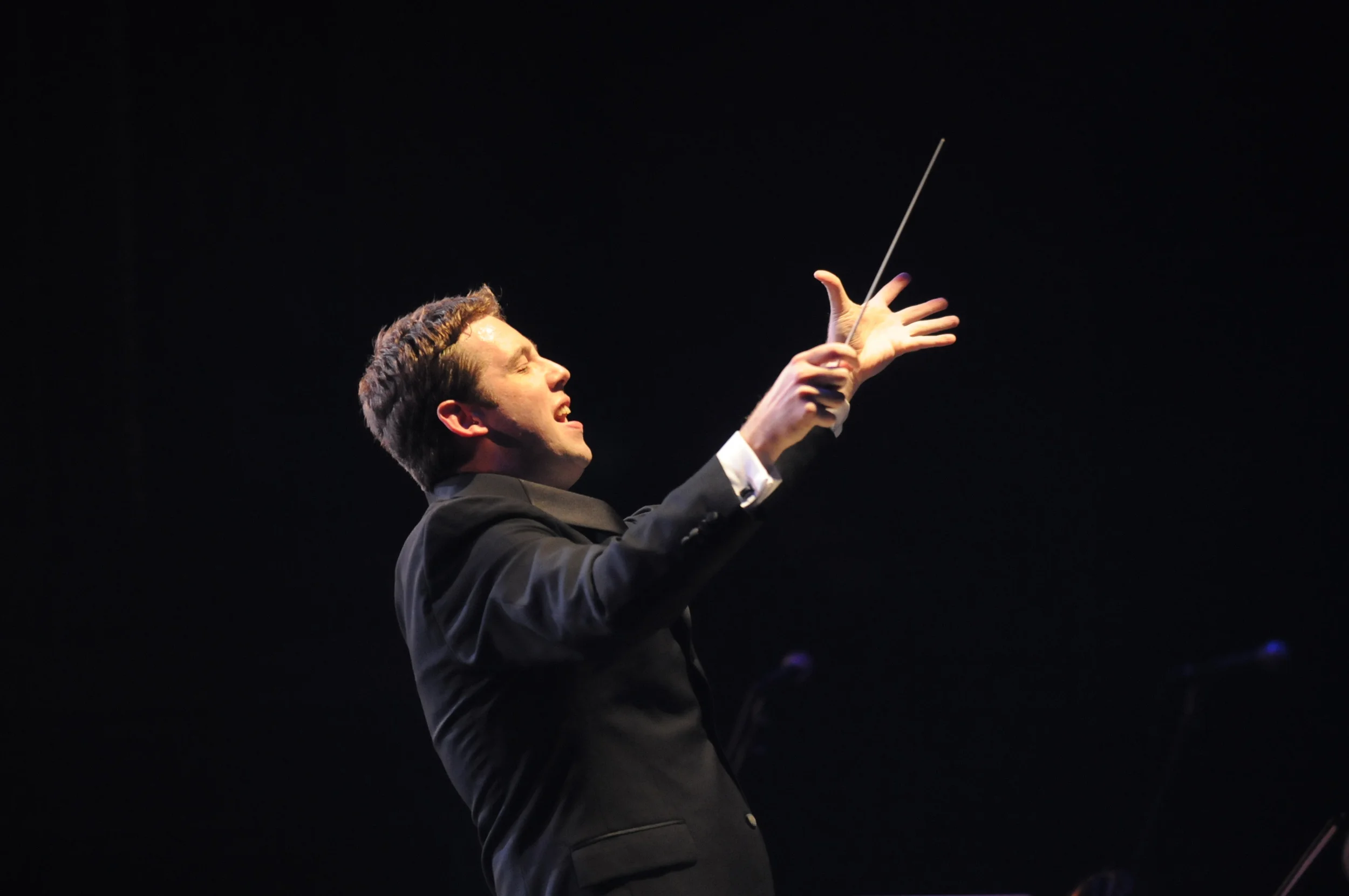 Contract extension with the Saginaw Bay Symphony Orchestra
