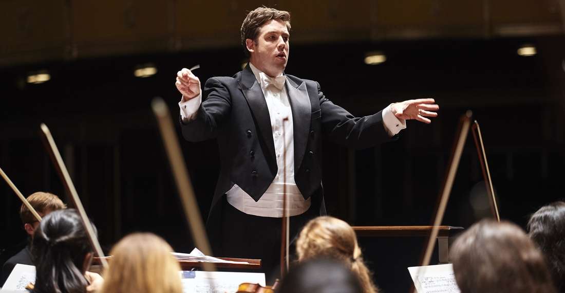 Brett Mitchell leads the Cleveland Orchestra Youth Orchestra in performance at Severance Hall. (Photo by Roger Mastroianni.)