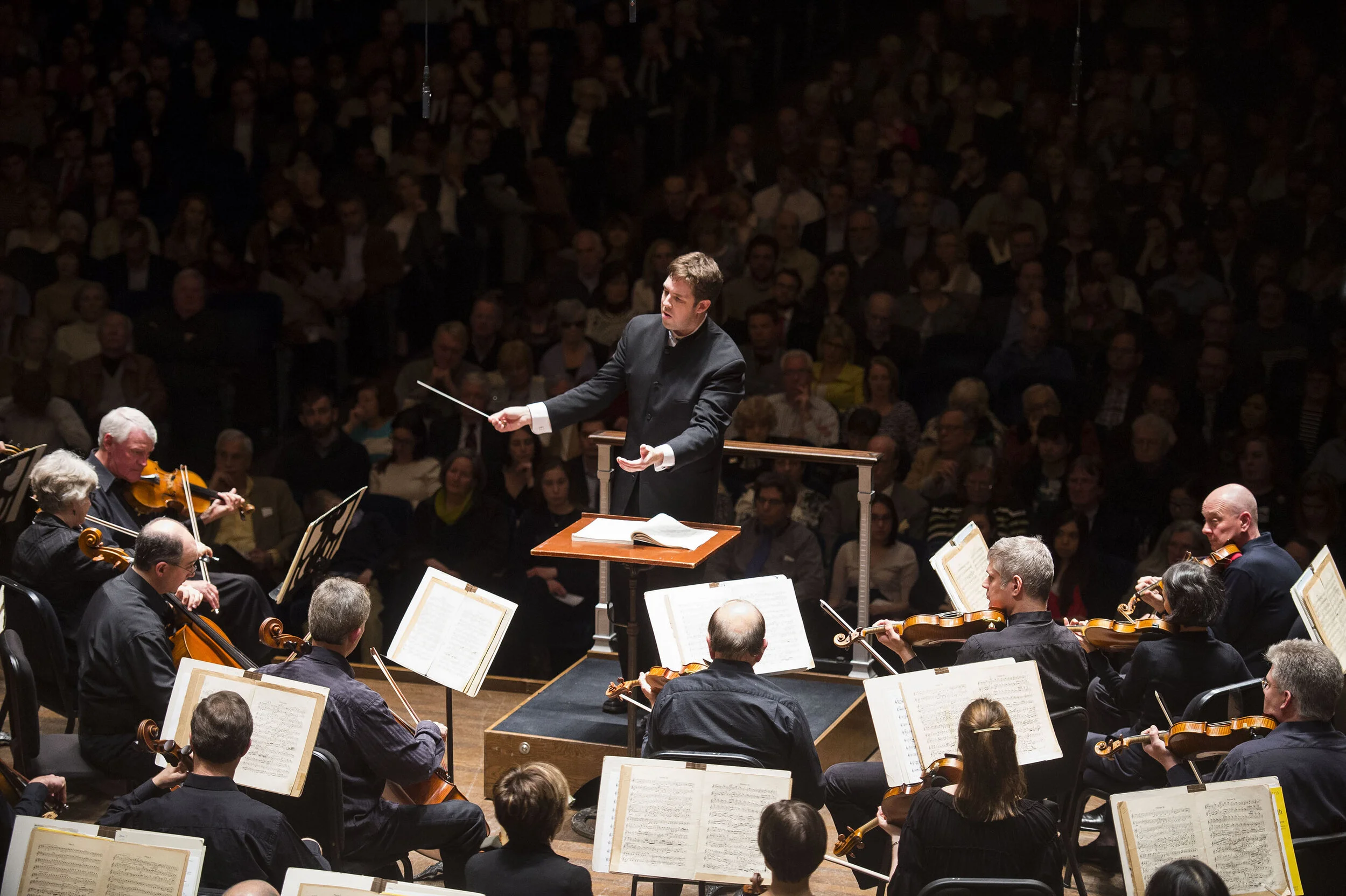 Brett Mitchell receives contract extension and promotion with The Cleveland Orchestra