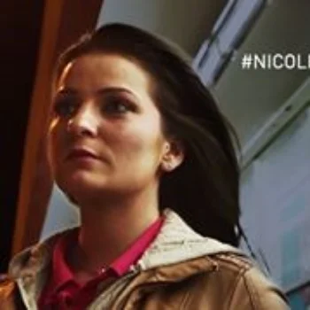 Nicole.jpg