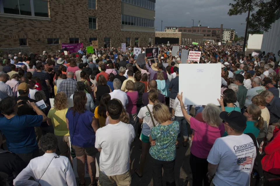 Planned Parenthood rally, St. Paul, MN 8-22-15