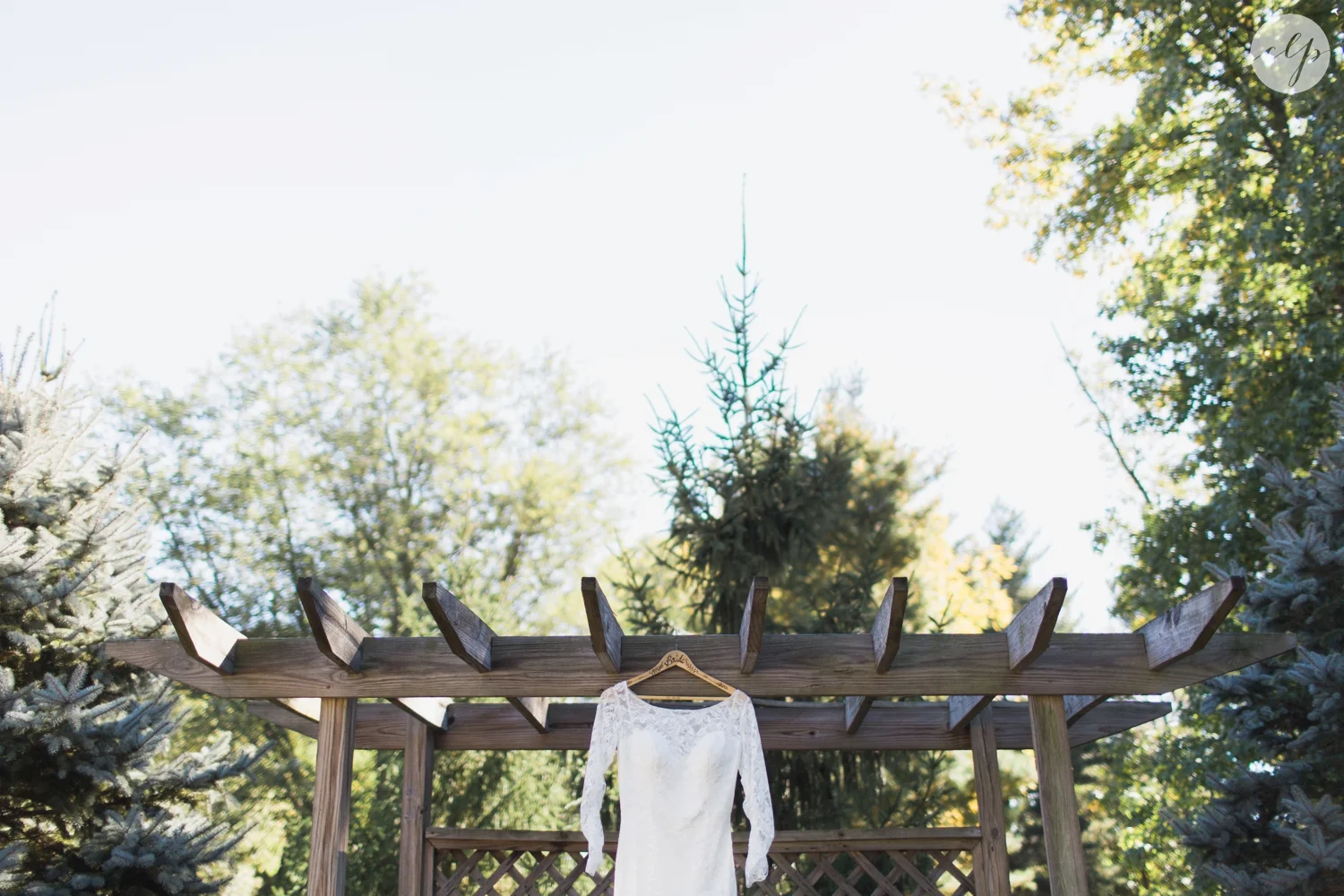 Outdoor-Wedding-in-the-Woods-Photography_4139.jpg