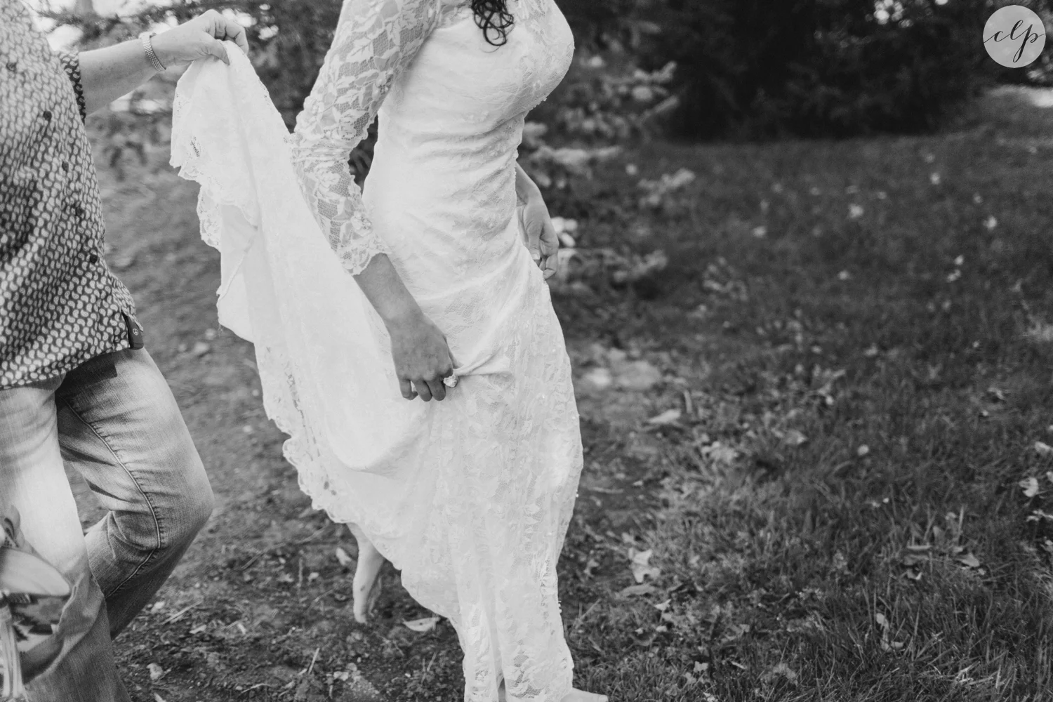 Outdoor-Wedding-in-the-Woods-Photography_4163.jpg