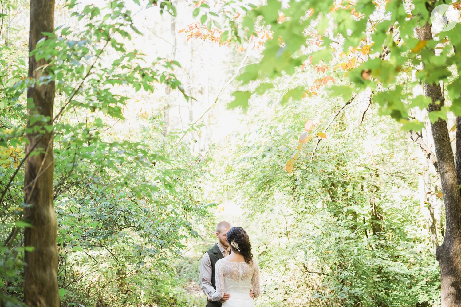 Outdoor-Wedding-in-the-Woods-Photography_4205.jpg