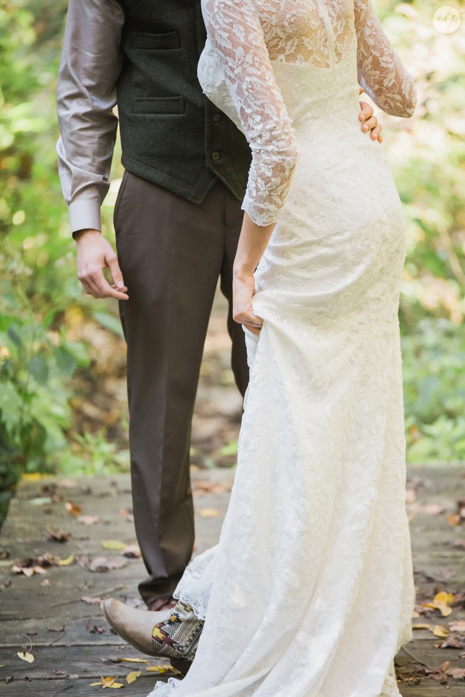 Outdoor-Wedding-in-the-Woods-Photography_4206.jpg