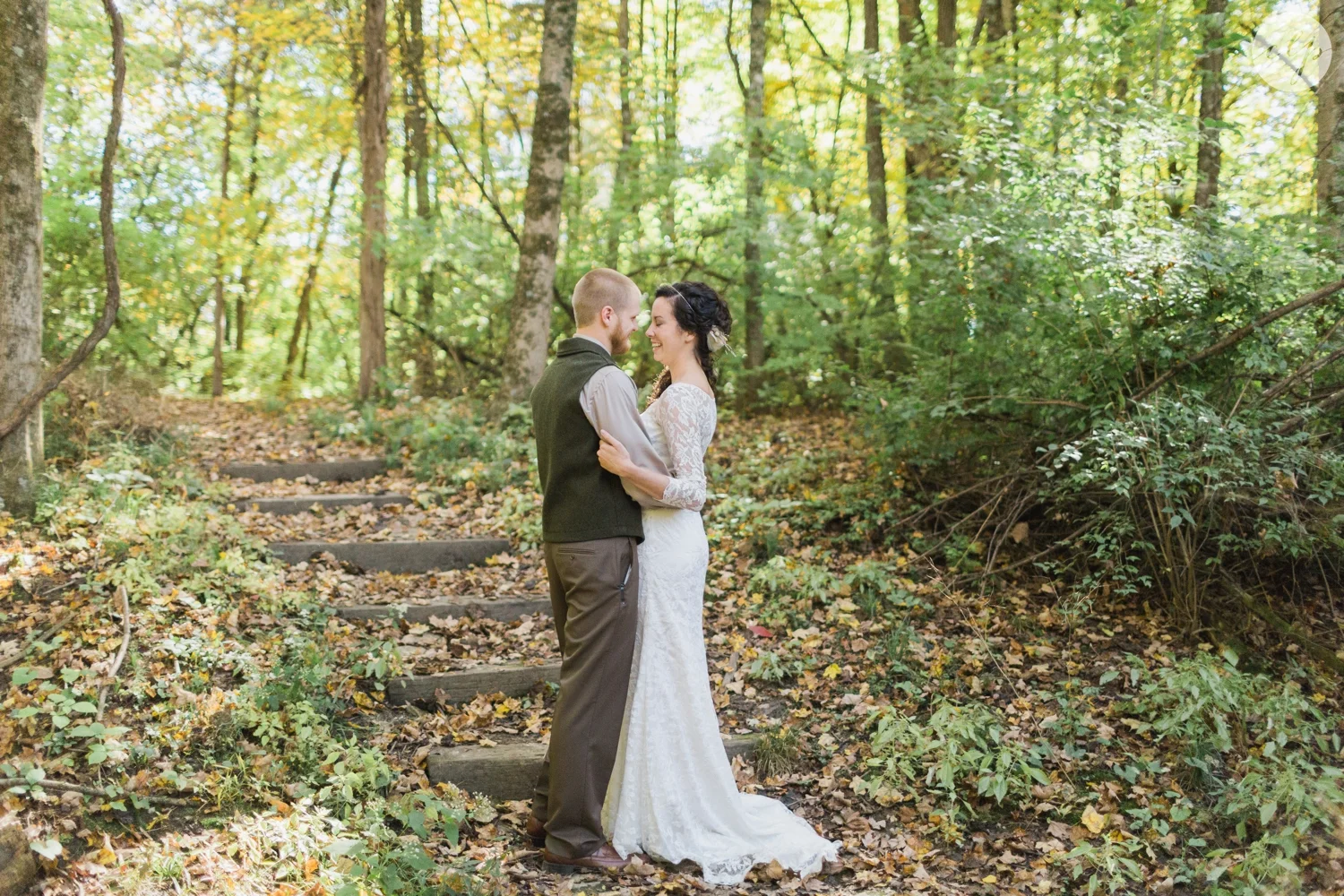 Outdoor-Wedding-in-the-Woods-Photography_4211.jpg