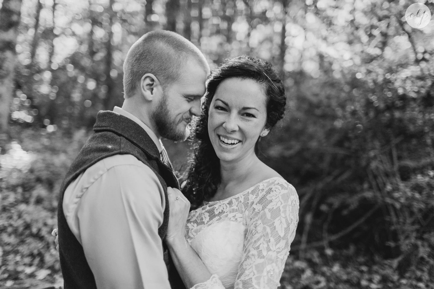 Outdoor-Wedding-in-the-Woods-Photography_4216.jpg