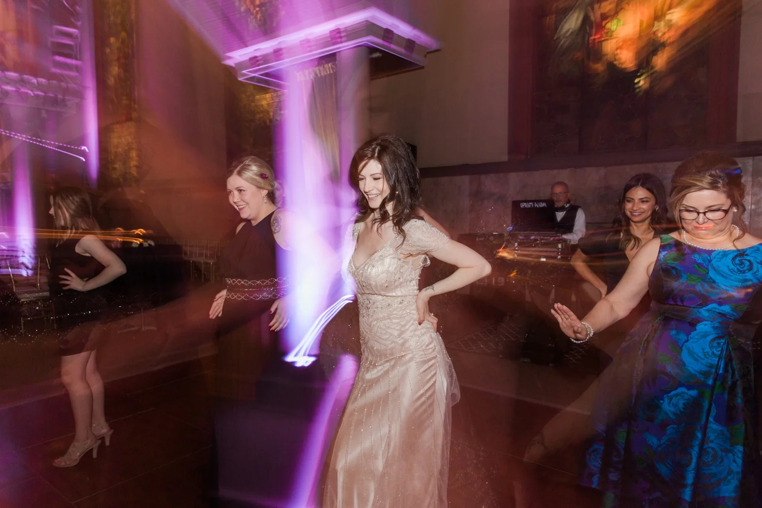 Bell_Event_Centre_Cincinnati_Ohio_Wedding_Photography_Chloe_Luka_Photography_6527.jpg