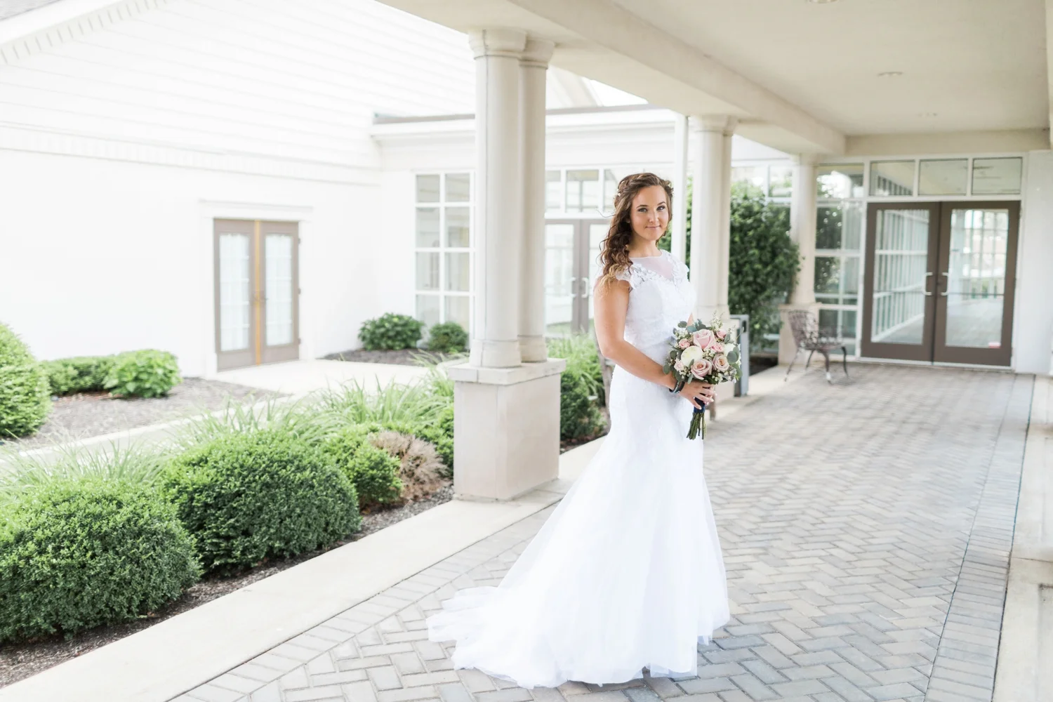 Community_Life_Center_Indianapolis_Indiana_Wedding_Photographer_Chloe_Luka_Photography_6849.jpg