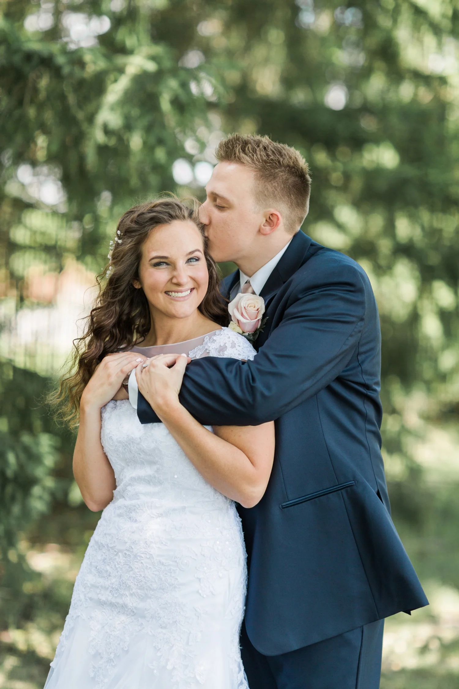 Community_Life_Center_Indianapolis_Indiana_Wedding_Photographer_Chloe_Luka_Photography_6909.jpg