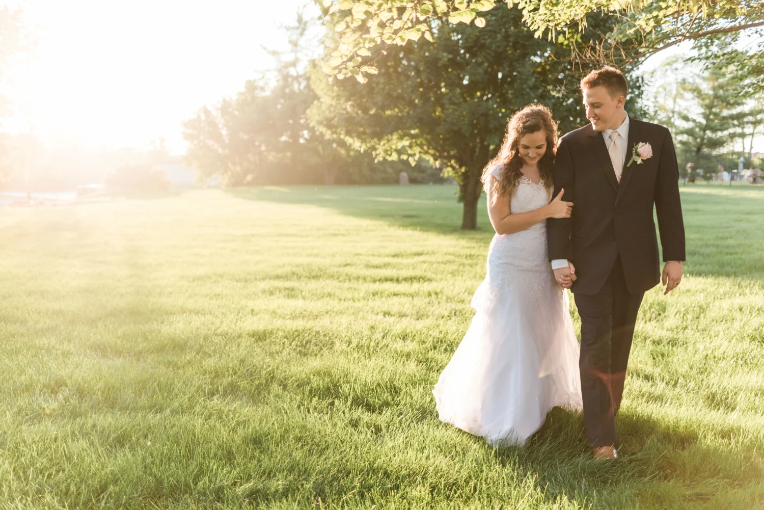 Community_Life_Center_Indianapolis_Indiana_Wedding_Photographer_Chloe_Luka_Photography_6997.jpg