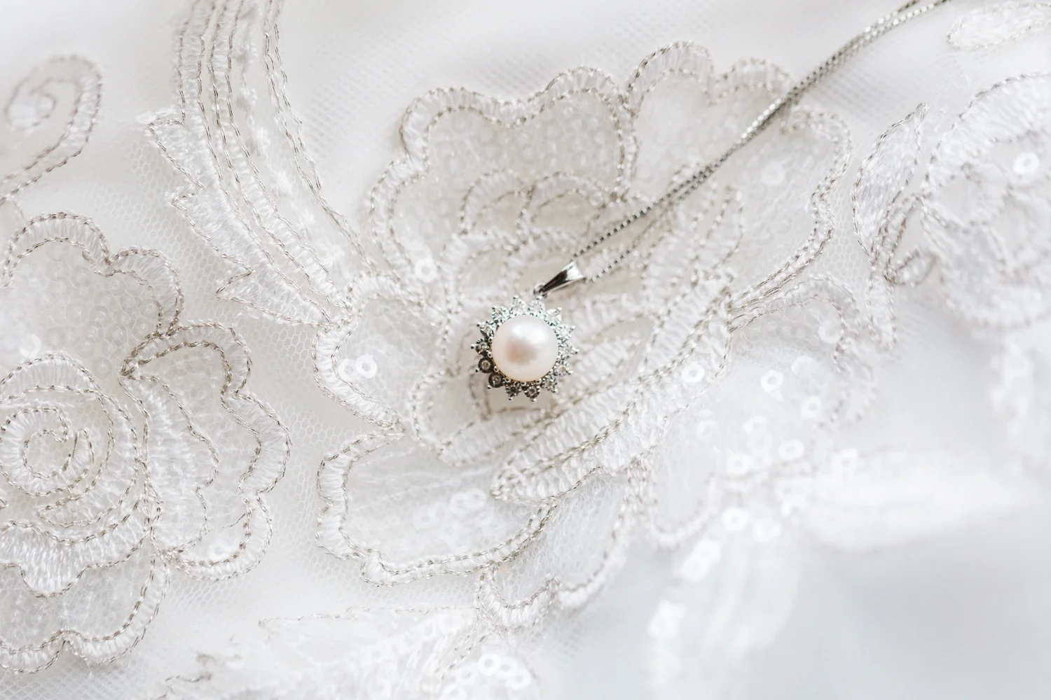 NCR_Country_Club_Kettering_Ohio_Wedding_Photography_Chloe_Luka_Photography_7011.jpg