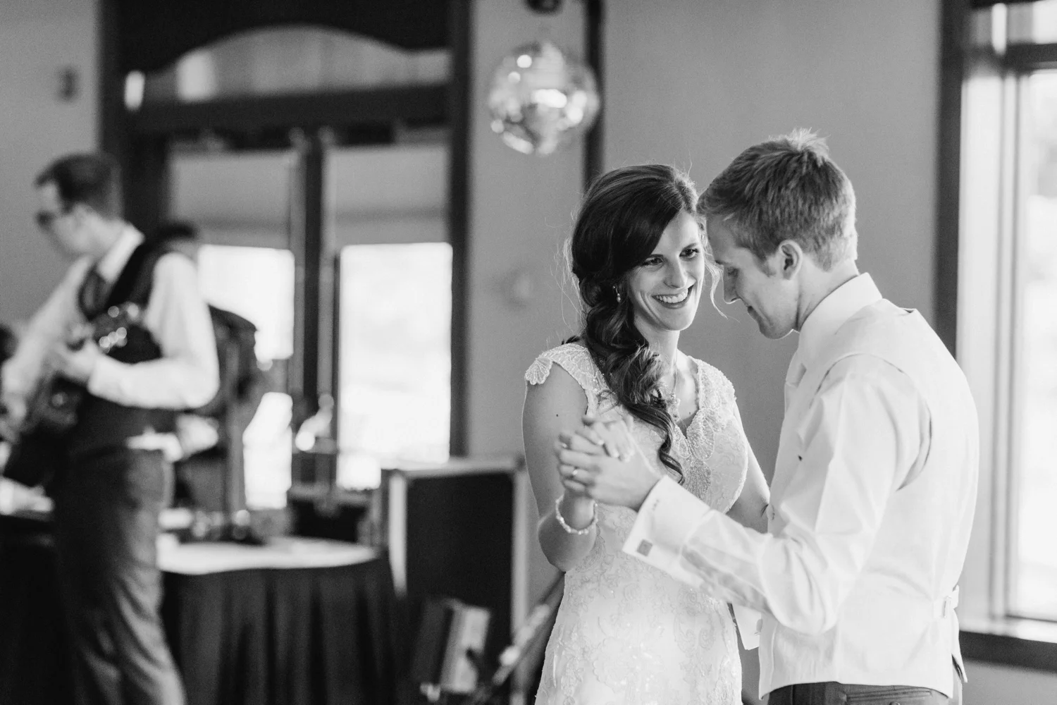NCR_Country_Club_Kettering_Ohio_Wedding_Photography_Chloe_Luka_Photography_7200.jpg