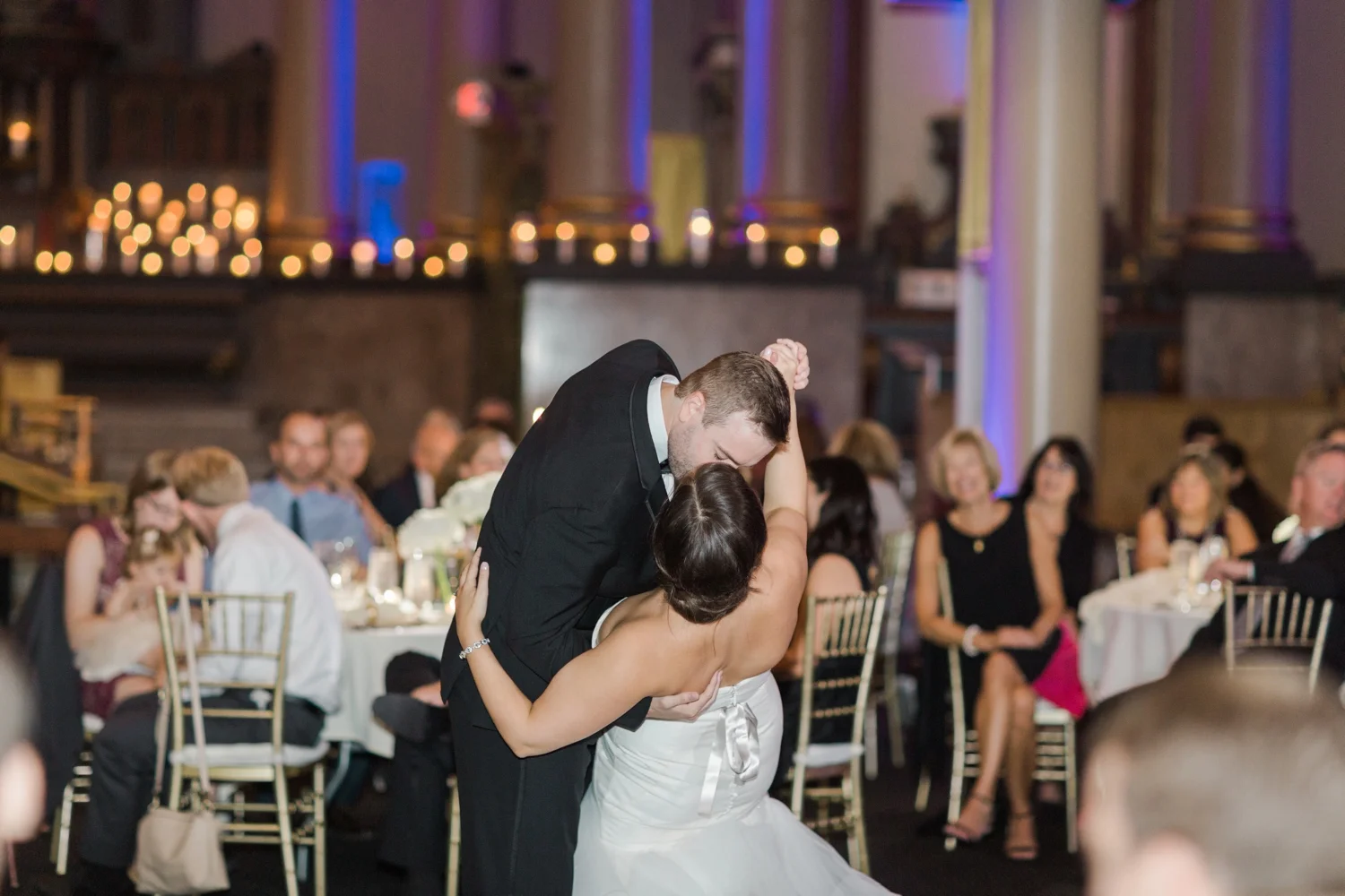 Bell-Event-Centre-wedding-photographer-Cincinnati-Ohio_1983.jpg