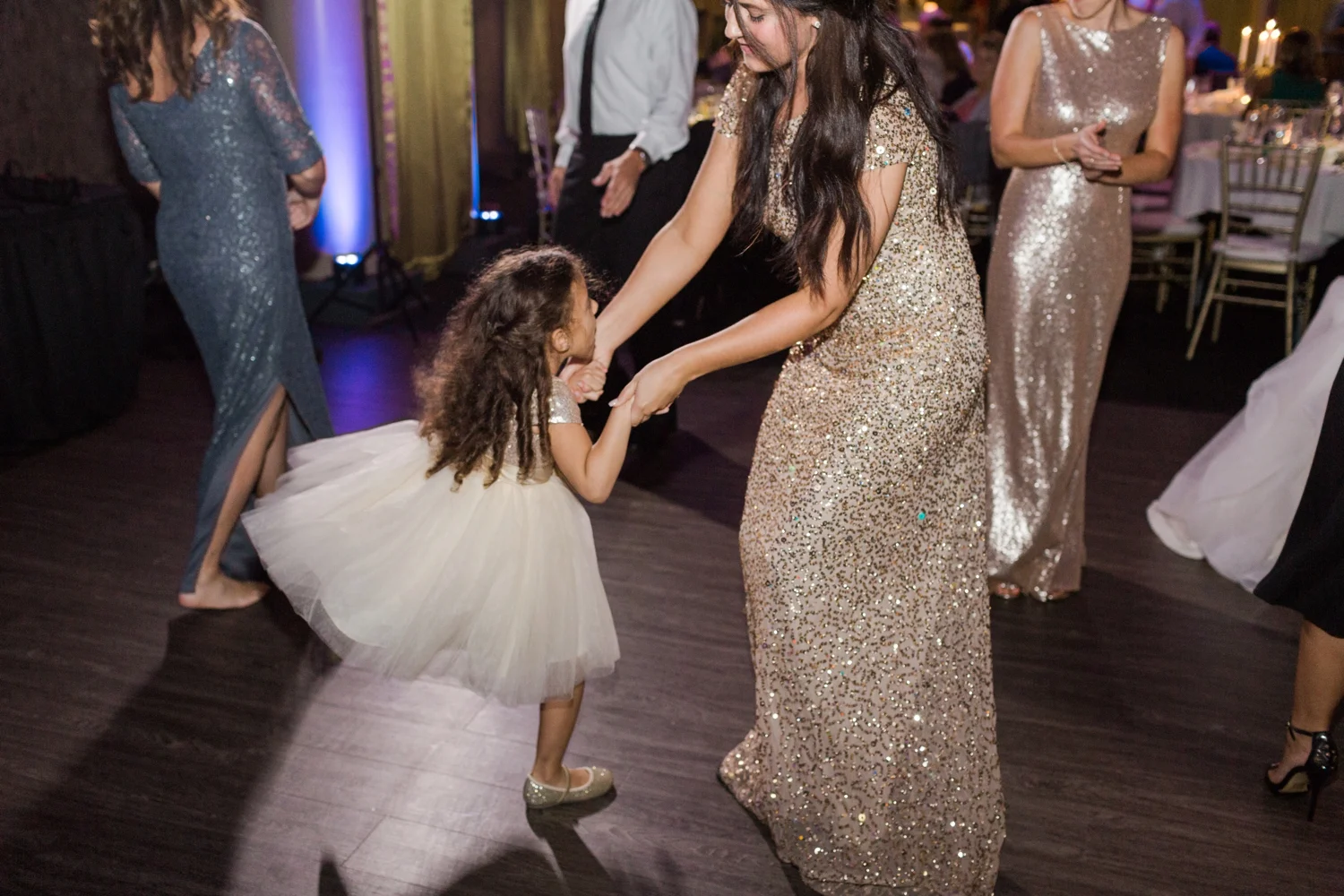 Bell-Event-Centre-wedding-photographer-Cincinnati-Ohio_1994.jpg