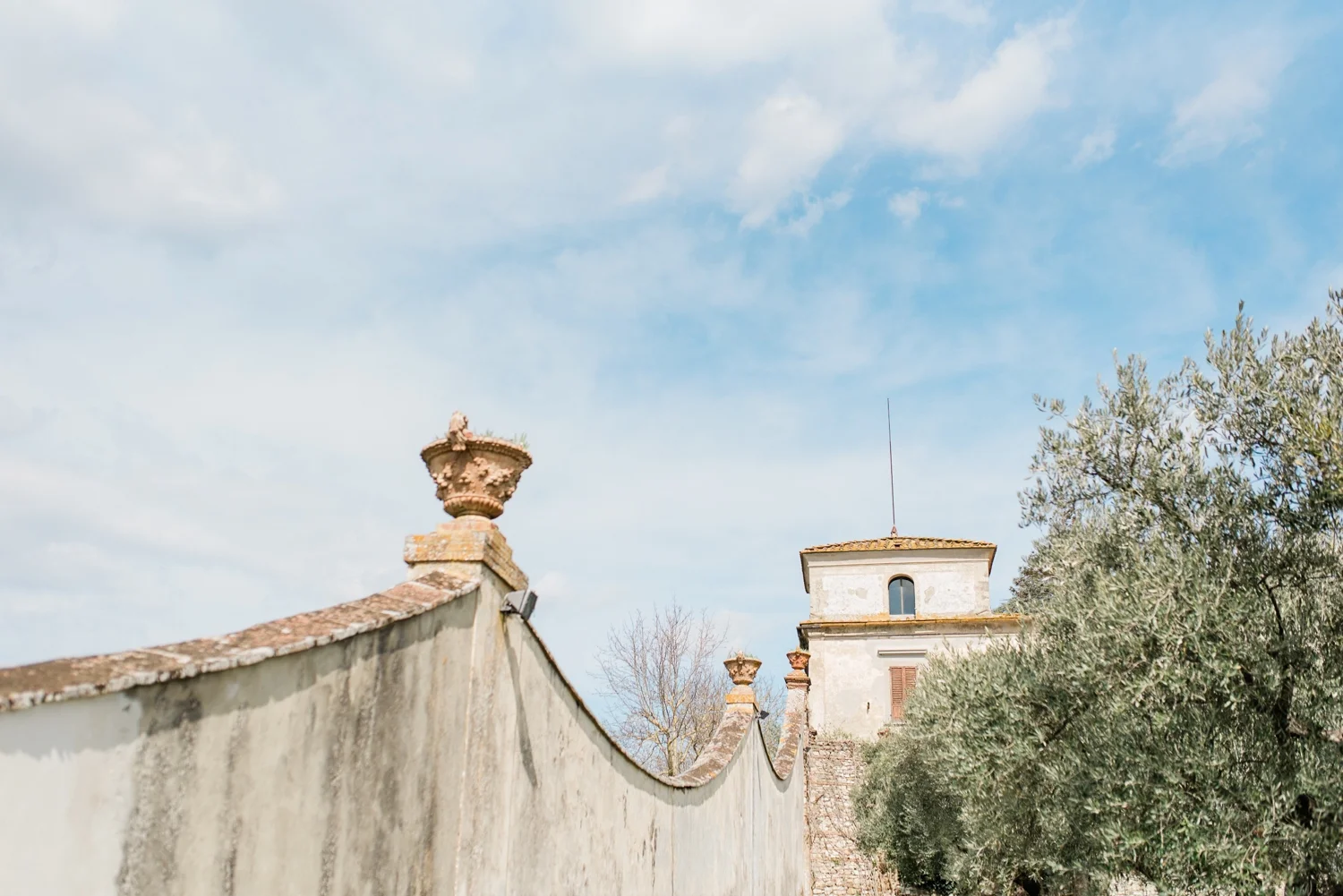 fine-art-film-florence-italy-wedding-photographer-villa-medicea-di-lilliano_3142.jpg