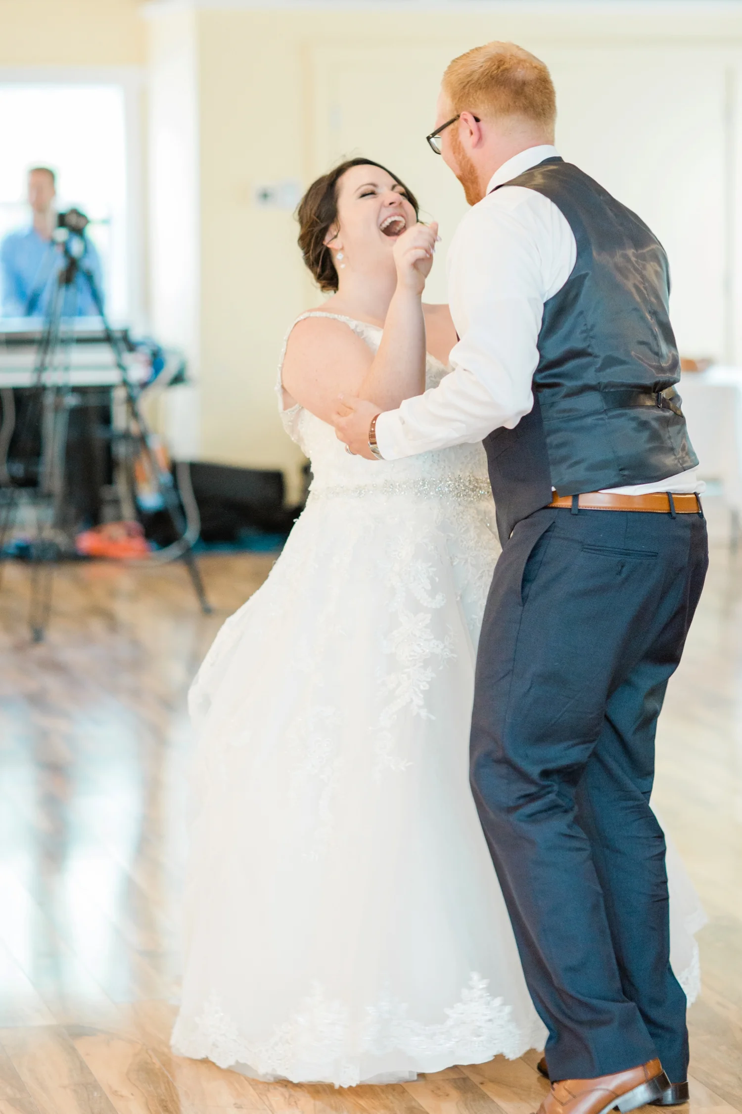 fine-art-film-simon-kenton-inn-ohio-wedding_3677.jpg
