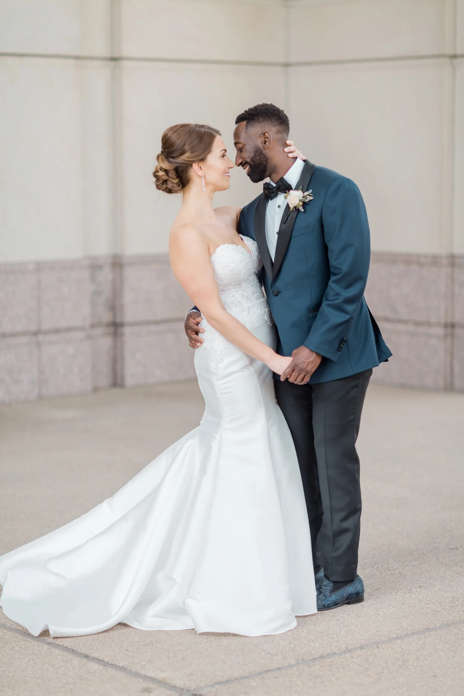 downtown-indianapolis-wedding-photographer-indiana-historical-society_4366.jpg