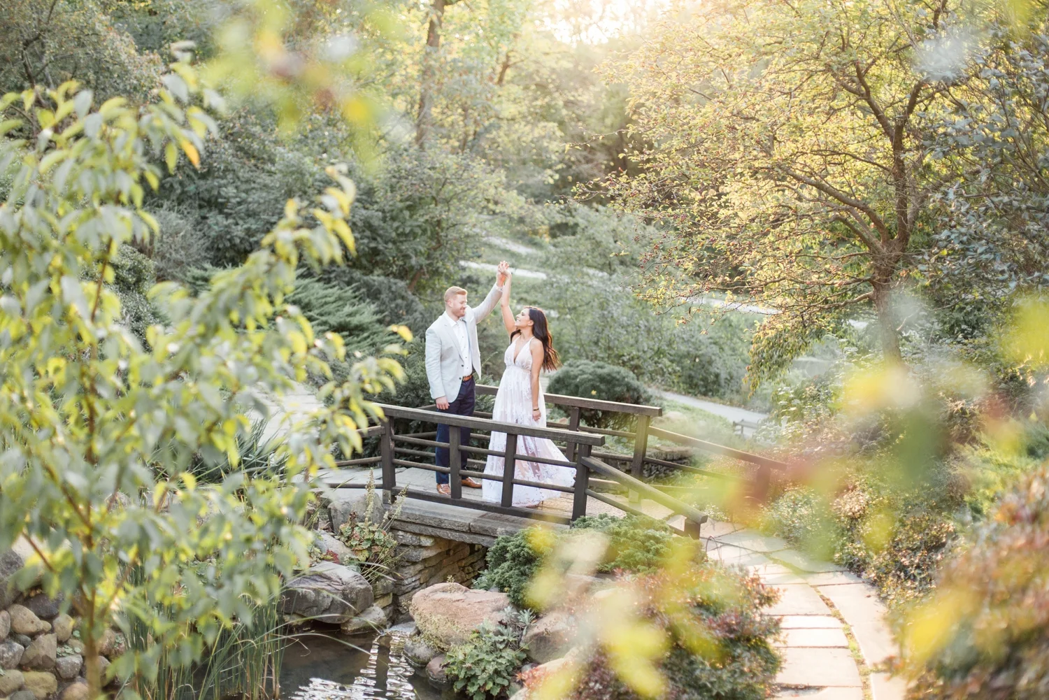 Indianapolis-Indiana-Engagement-Photographer-Newfields-Wedding-Photography_5262.jpg