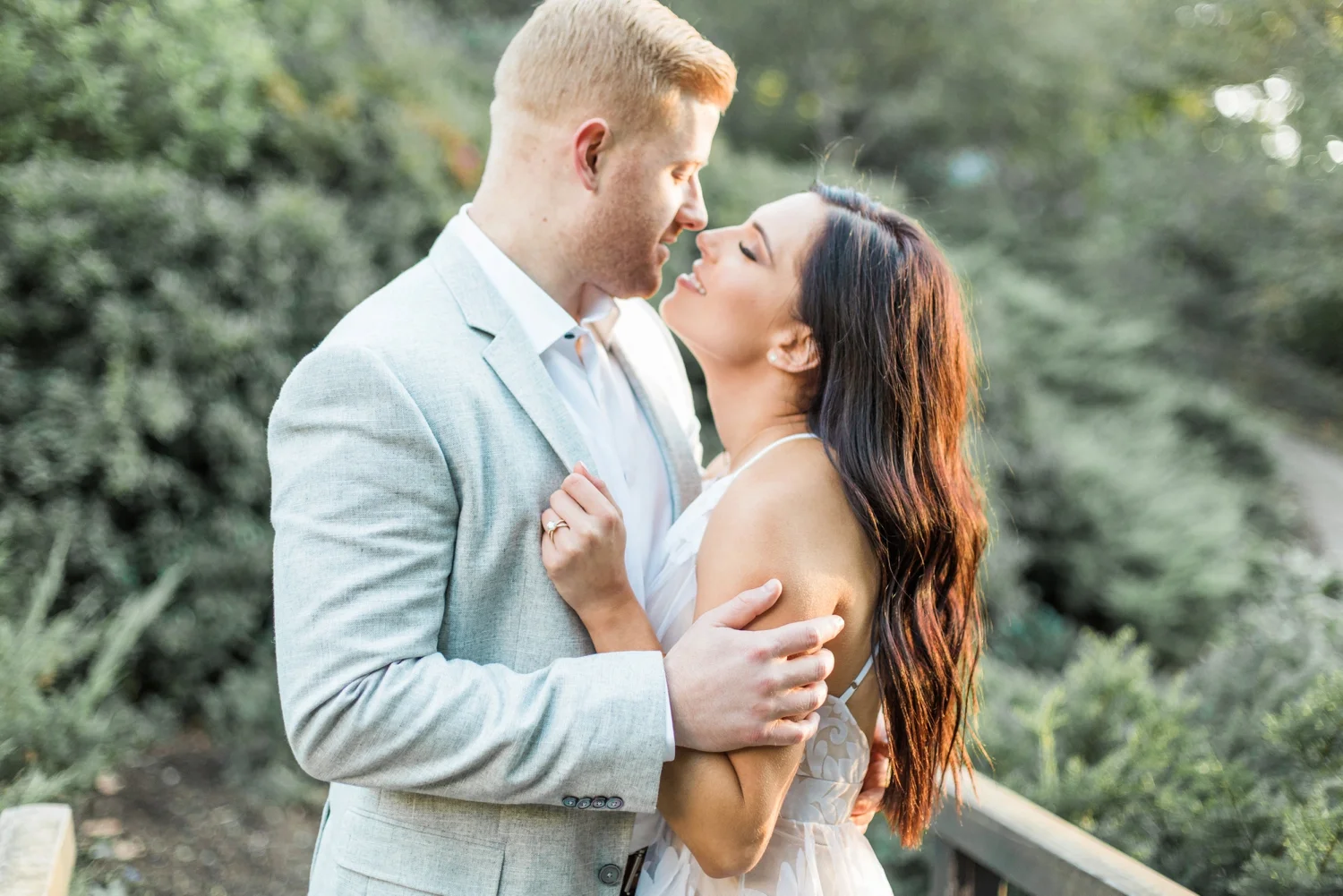 Indianapolis-Indiana-Engagement-Photographer-Newfields-Wedding-Photography_5266.jpg