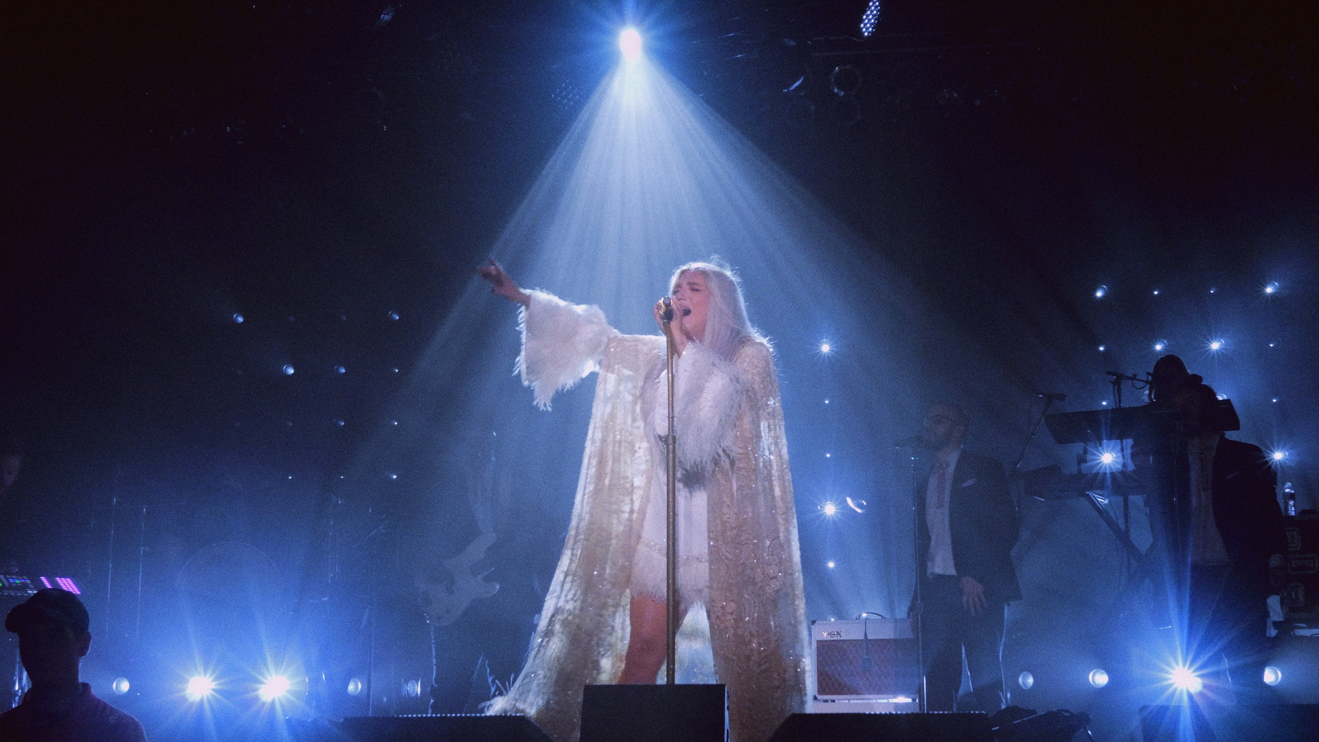 Kesha_Still_2_1.81.1.jpg