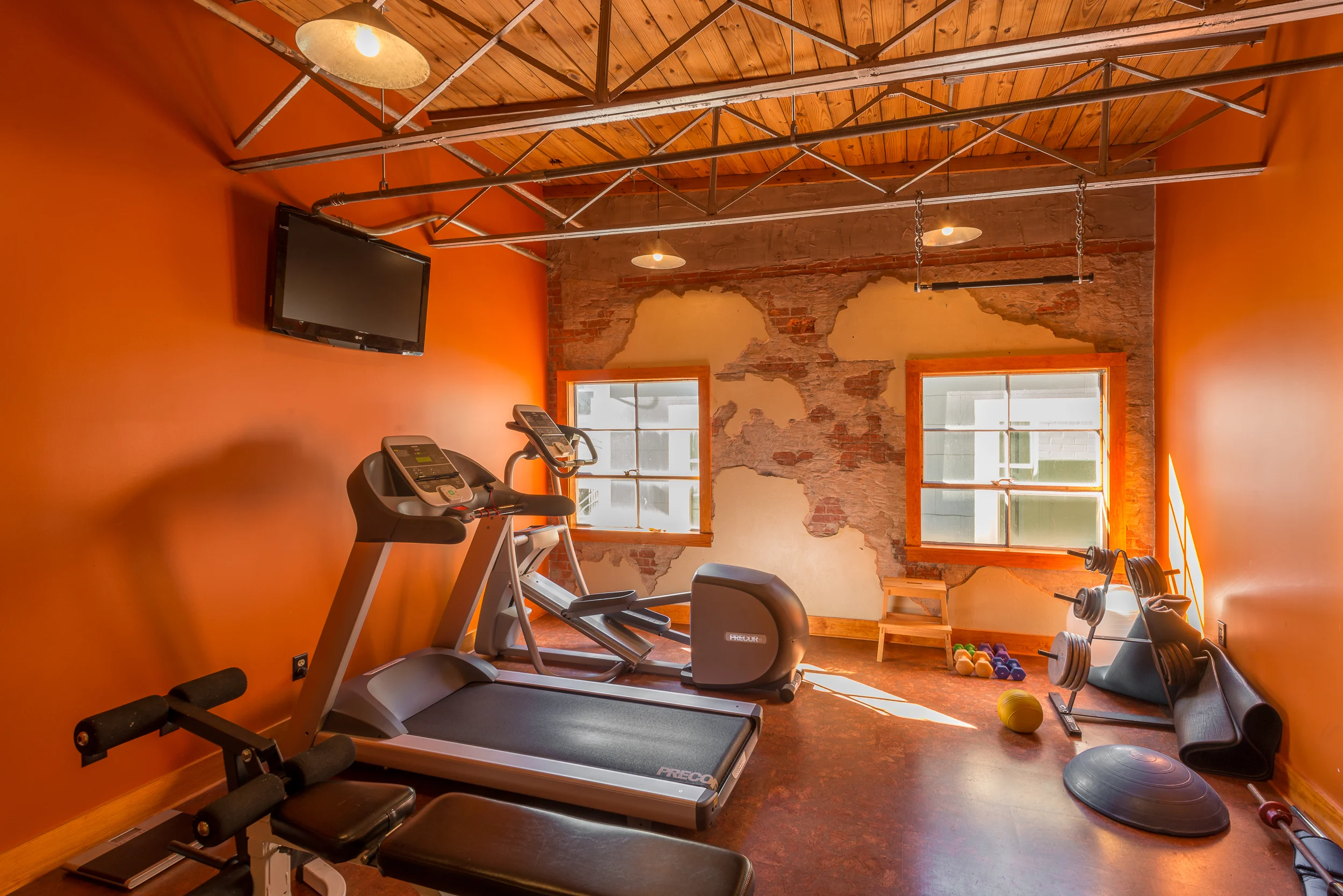 Hassell Wealth Management  Houma, LA - Gym
