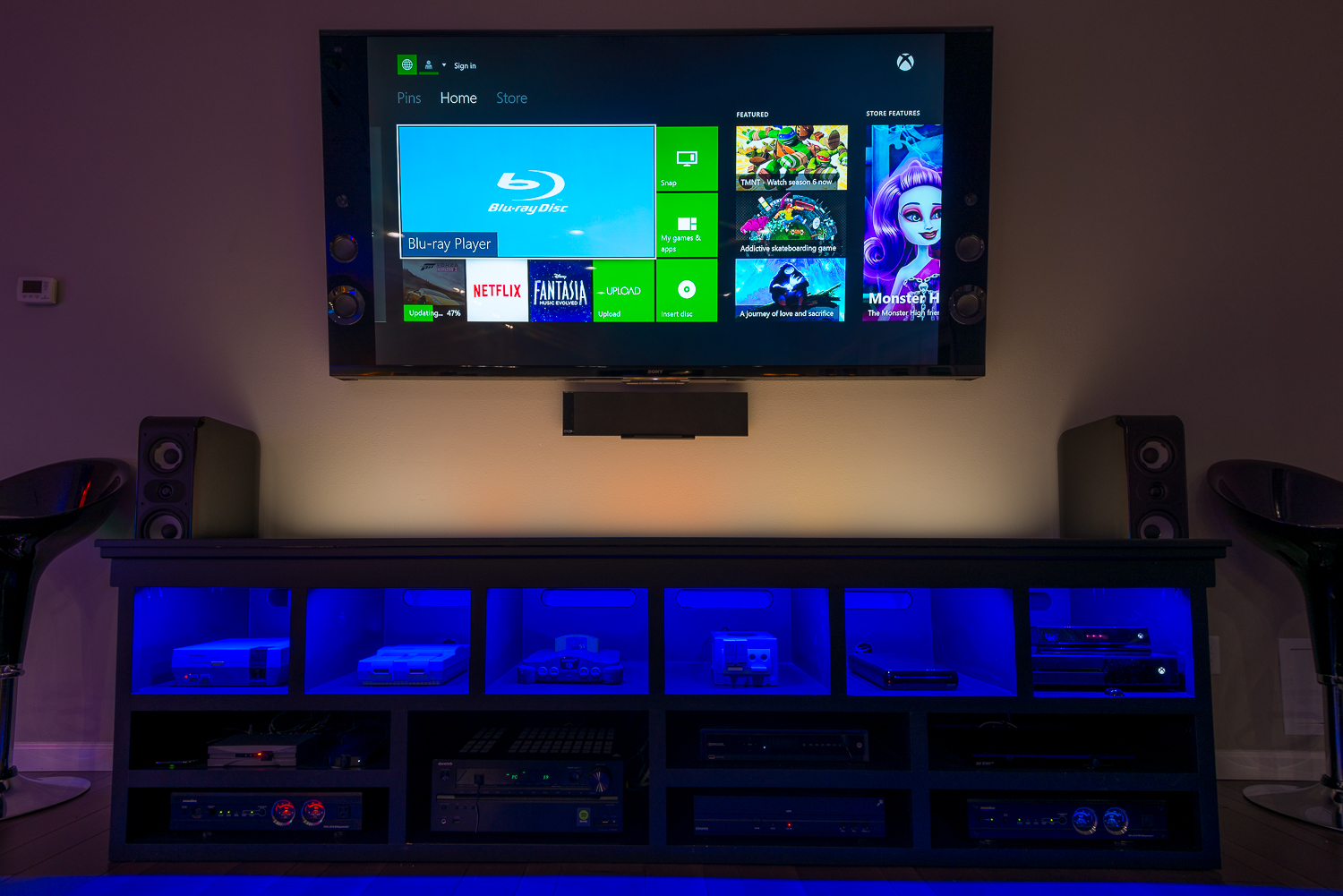 Using speakers and electronics by Onkyo, Sony, KEF, Sonance and Boston Acoustics, this system also serves as a full blown multi-media home entertainment system with serious horse-power. The 80" Sony XBR 4K TV brings everything to life brilliantly.