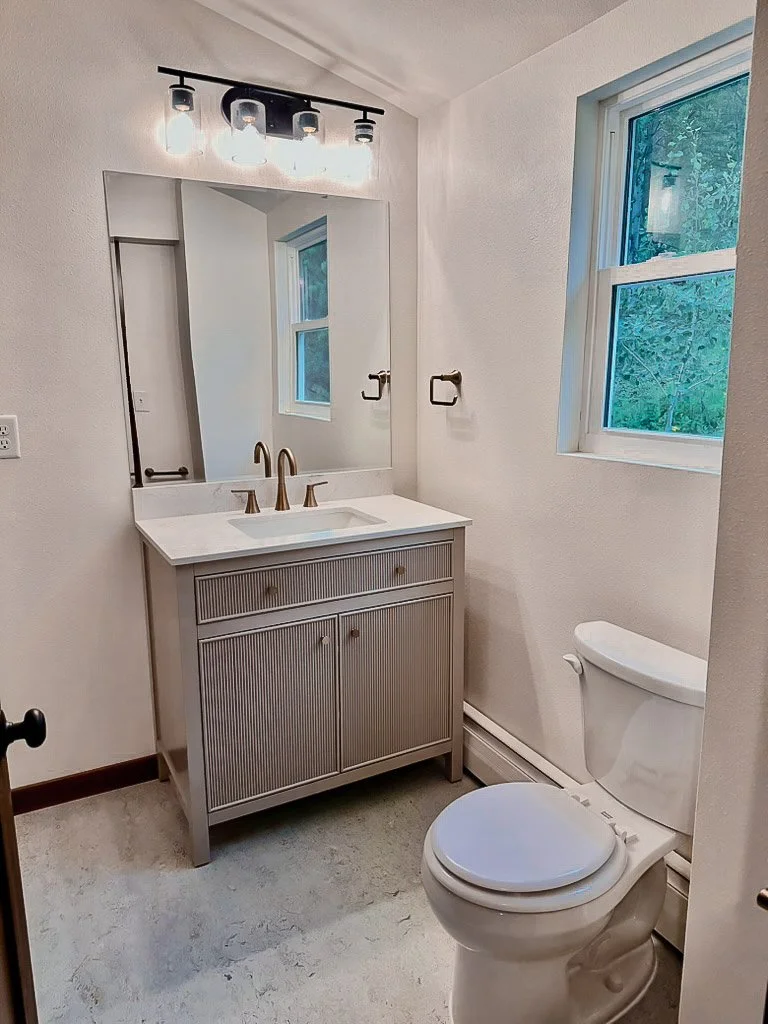 upstairs bathroom
