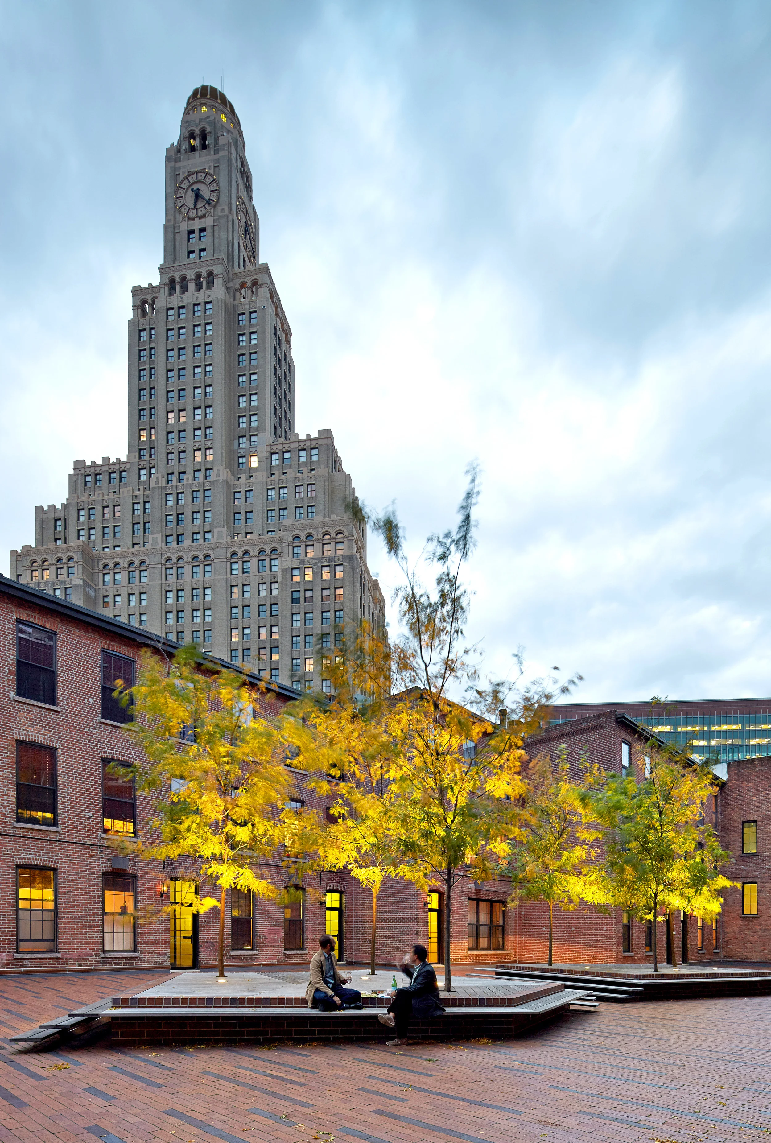 ABP-560 State Street-platform-dusk.jpg