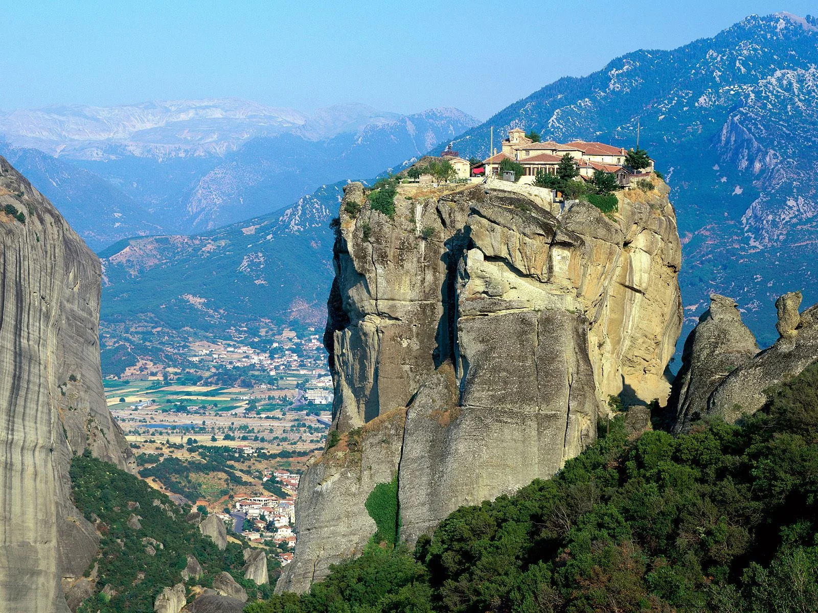 monastery in meteora