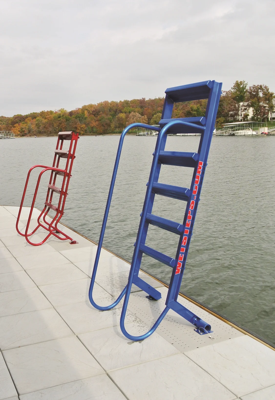 WetSteps® 6 Step WELDED Ladder — K + R Manufacturing