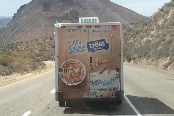 dog-food-truck.jpg