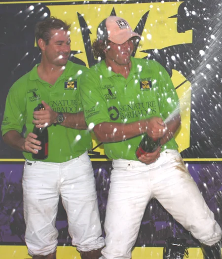 • Champagne.jpg