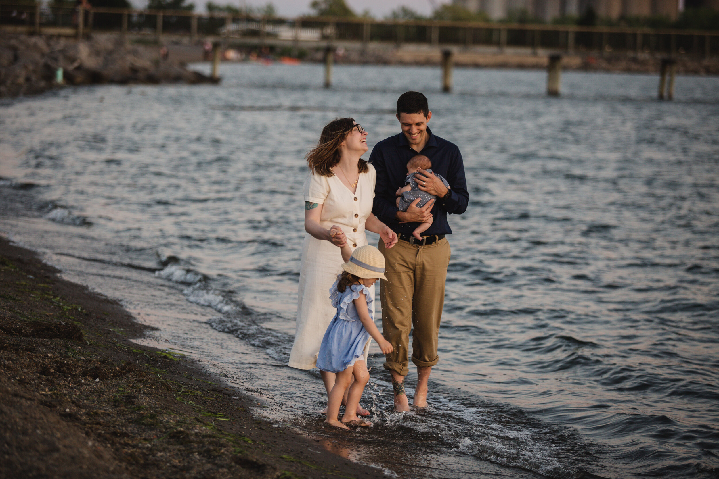 The Szprygada Family session at Tift Nature Preserve & the Buffalo Harbor State Park in Buffalo, Ny - Photographed by Ariel Hawkins Photography