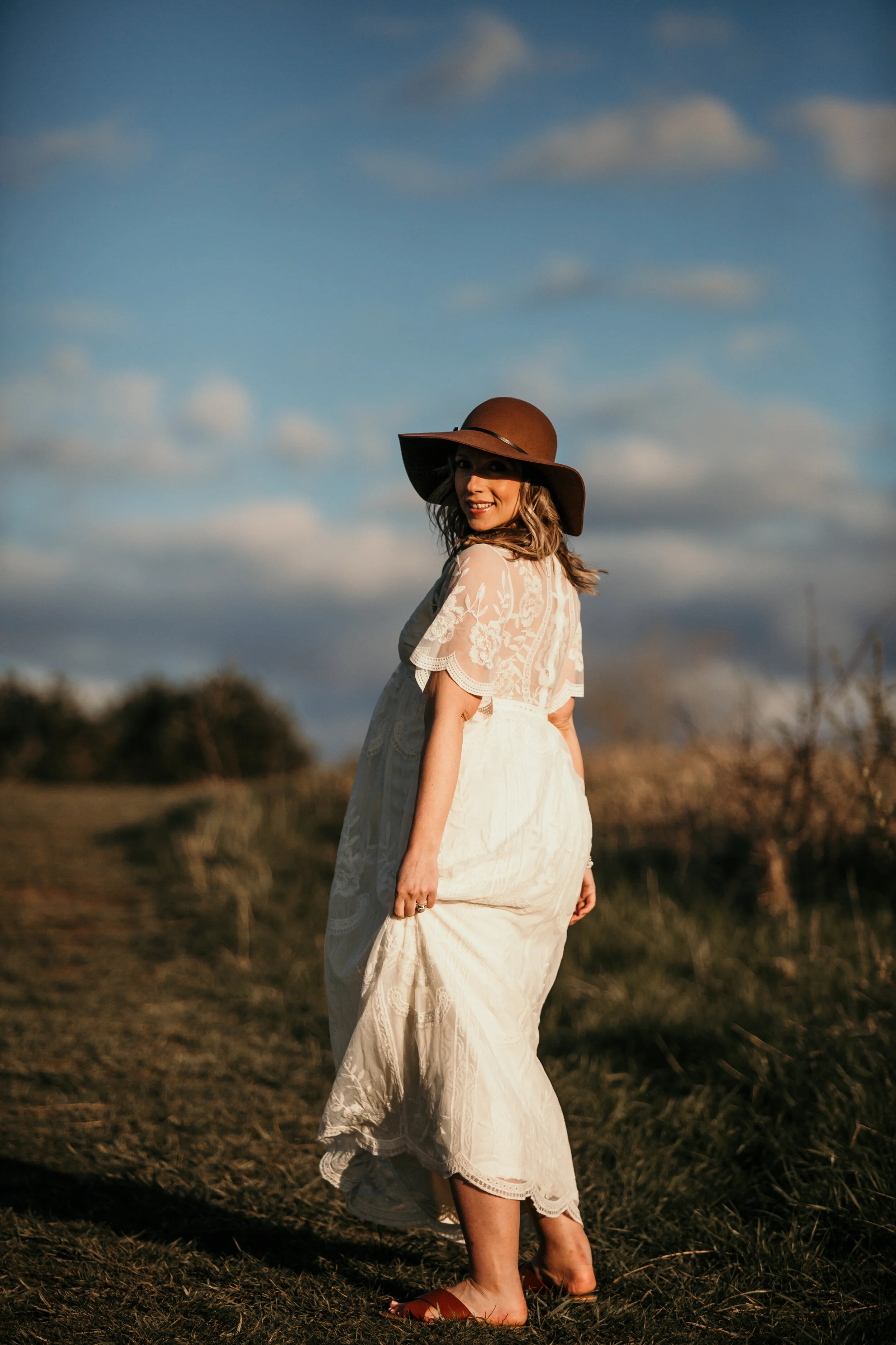 Caitlin & Tom - Maternity Session in Buffalo, NY at Tift Nature Preserve & Times Beach - Photographed by Ariel Hawkins Photography