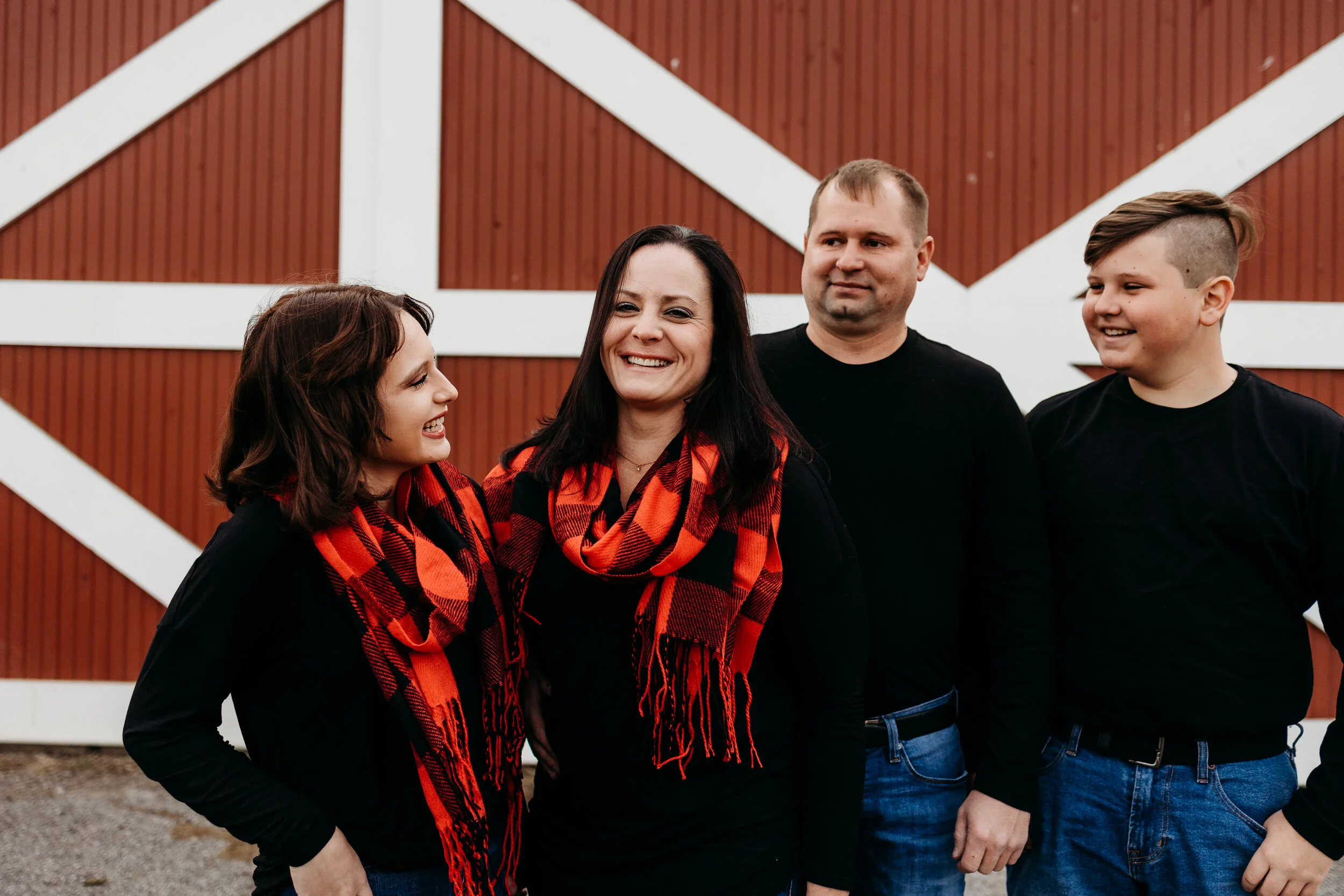 The Stoj Family Session at Knox Farms Park in East Aurora, NY - Photographed by Ariel Hawkins Photography