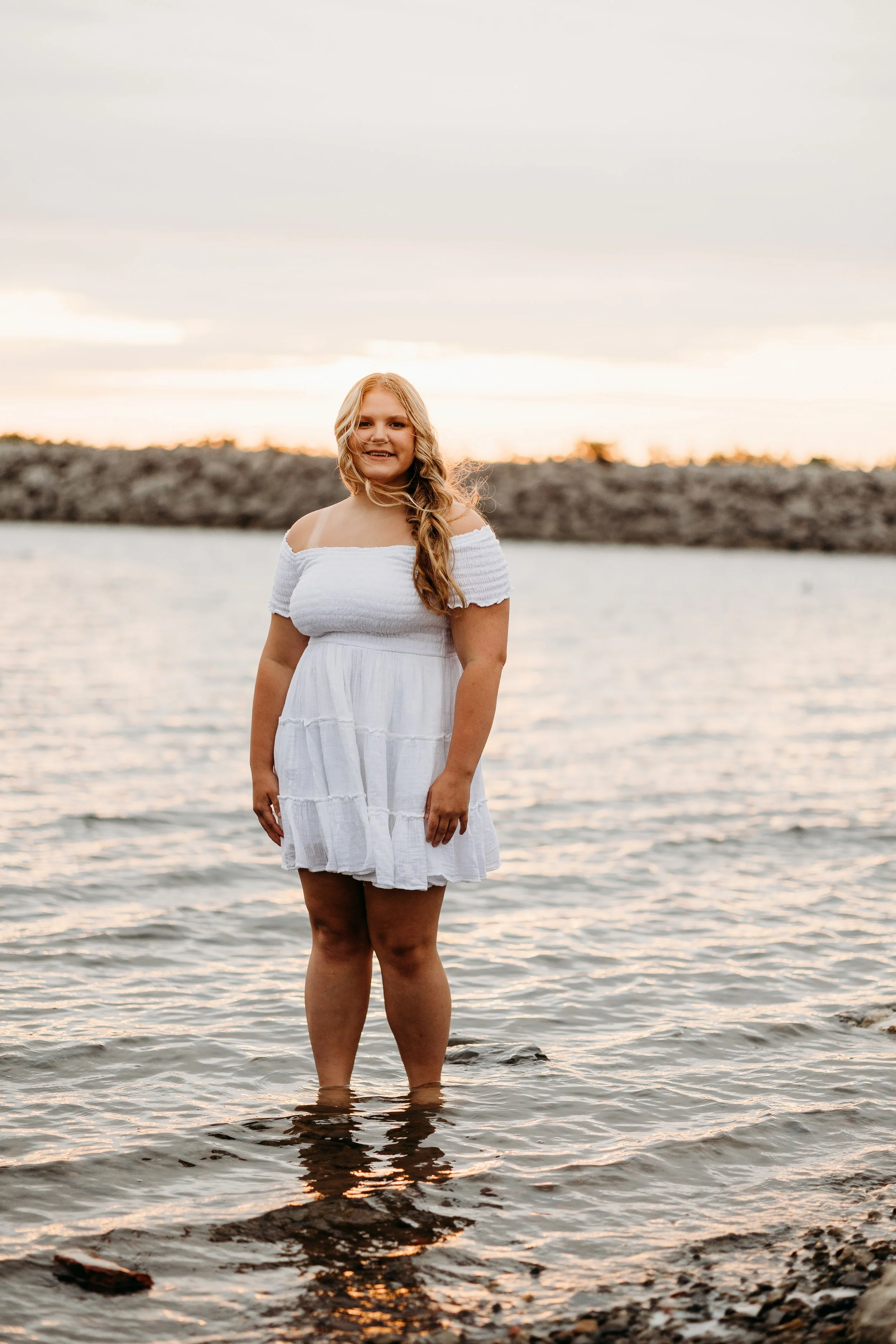 BELLA.SENIOR.PHOTOS.-147.jpg