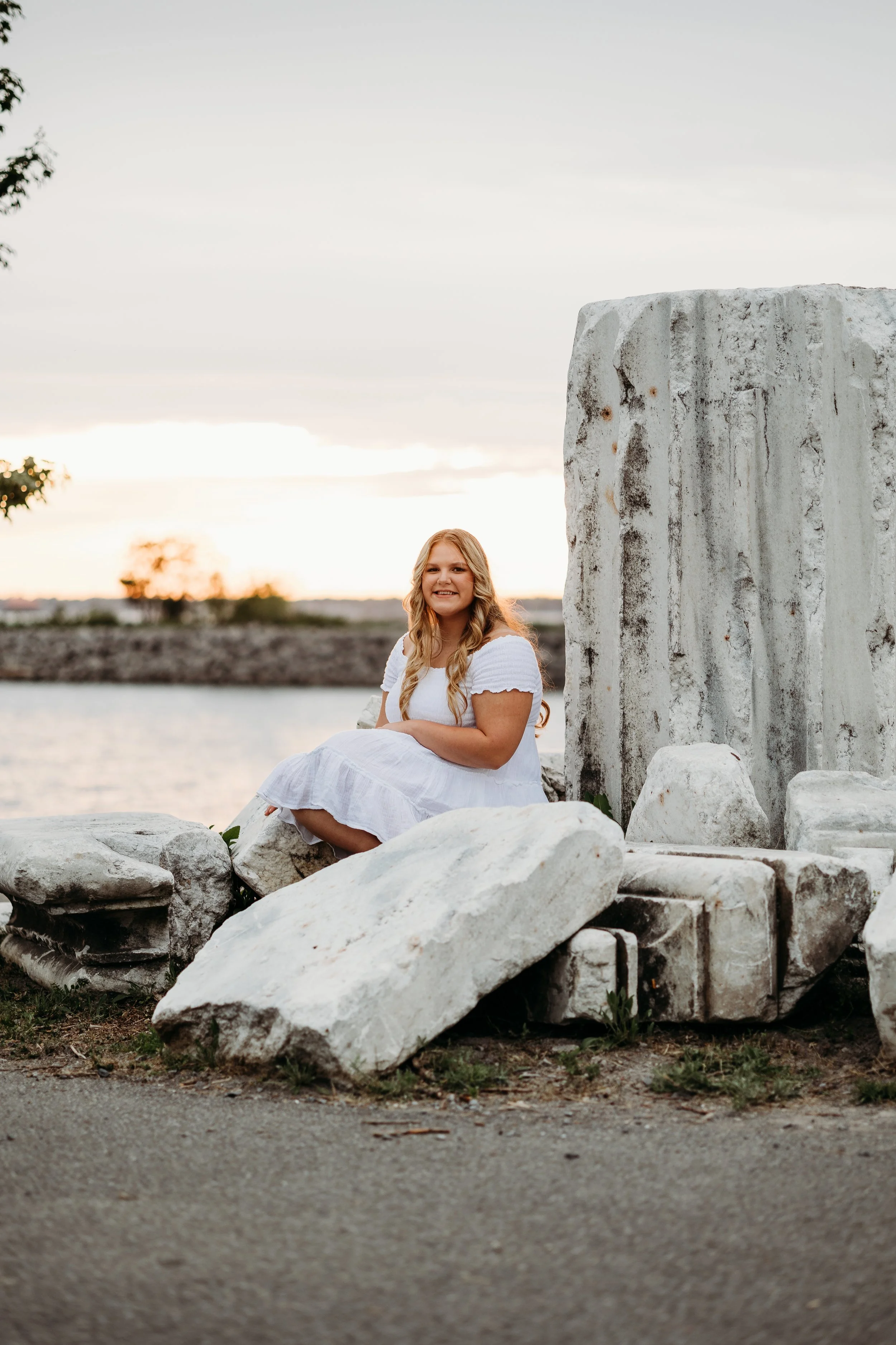 BELLA.SENIOR.PHOTOS.-137.jpg