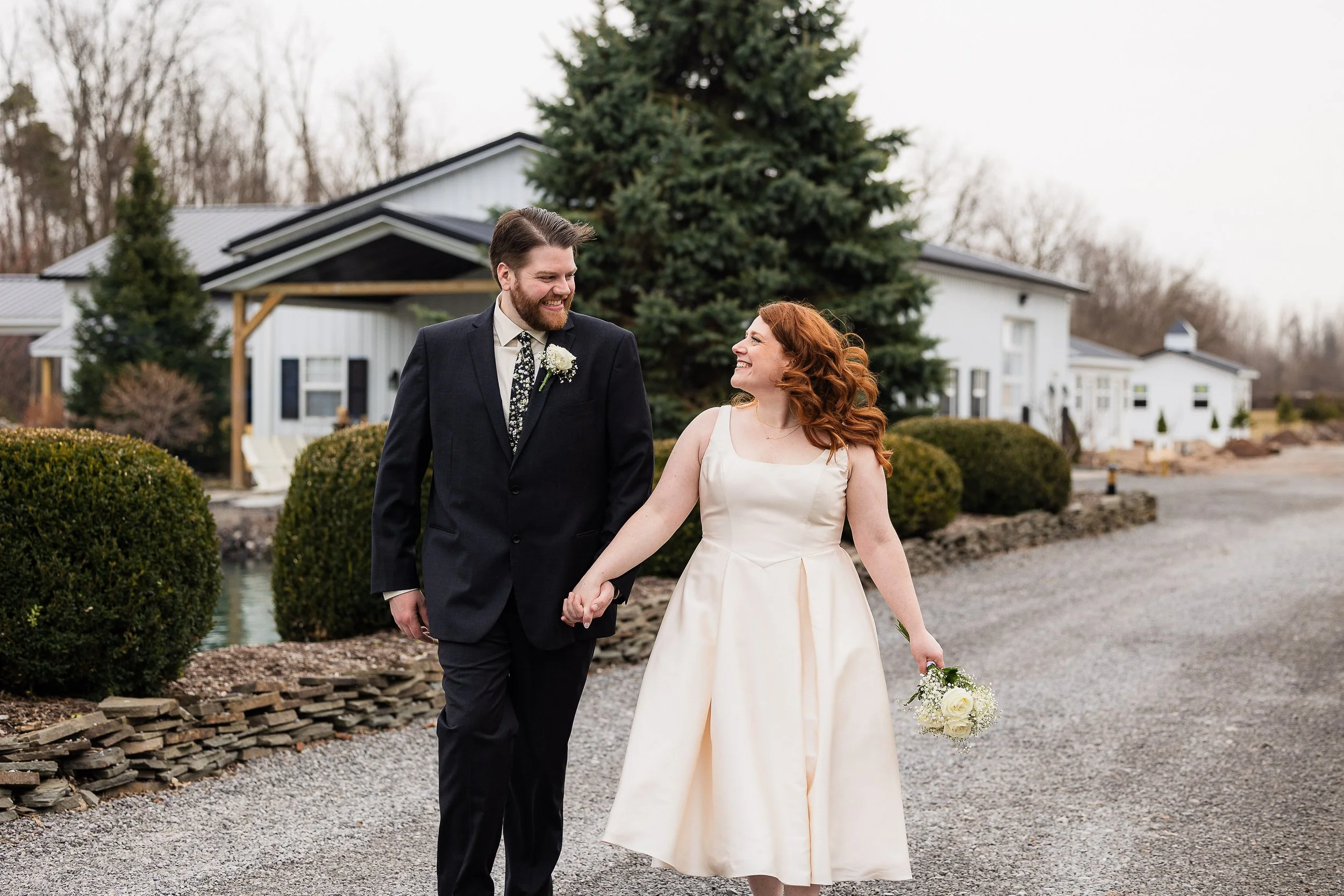 A Beautiful Spring Wedding at Binksberry Hollow | Alaina and Dave | Photographed by Ariel Hawkins Photography