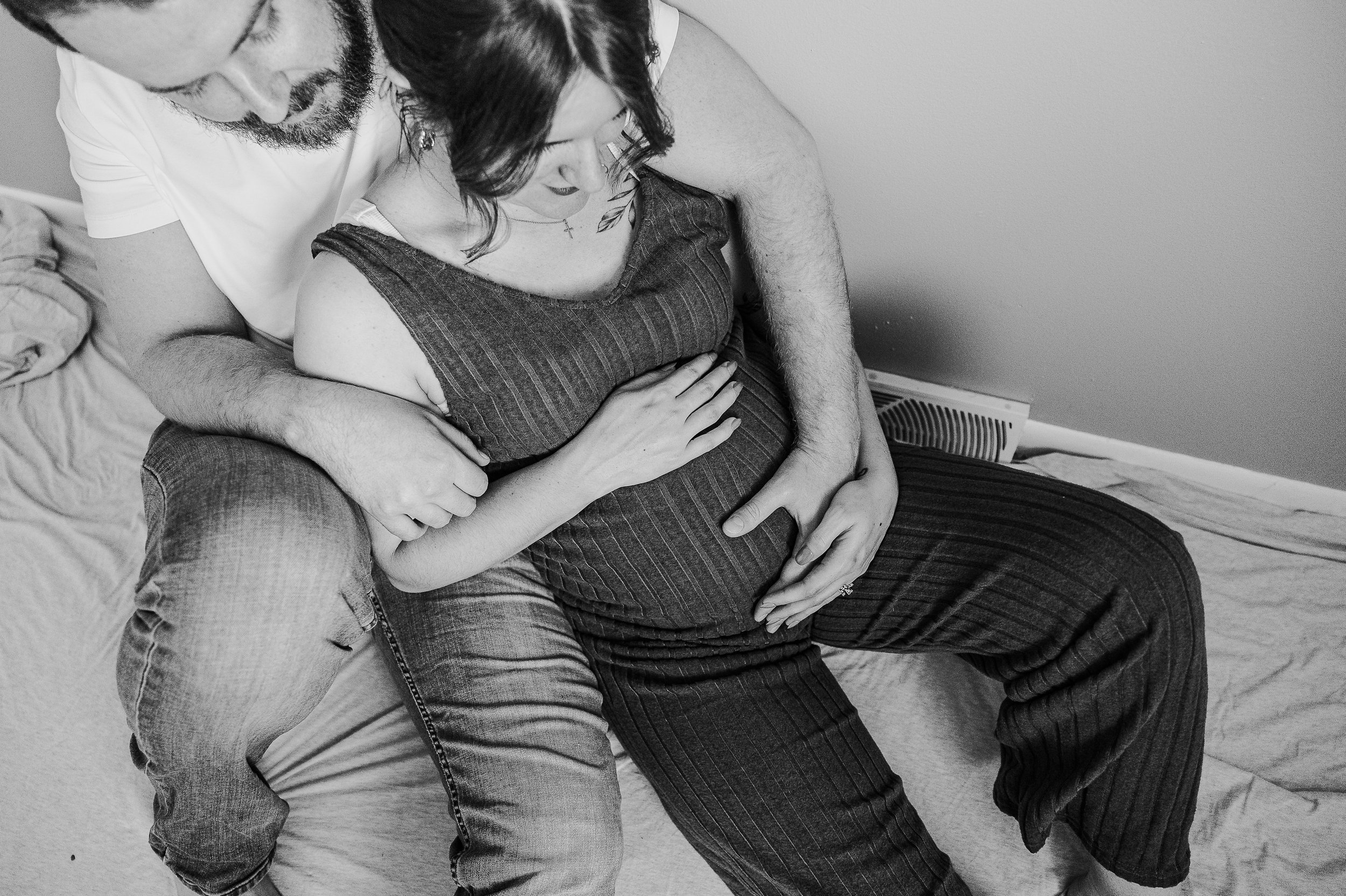 ABBY.JOSH.MATERNITY.LR.-43.jpg